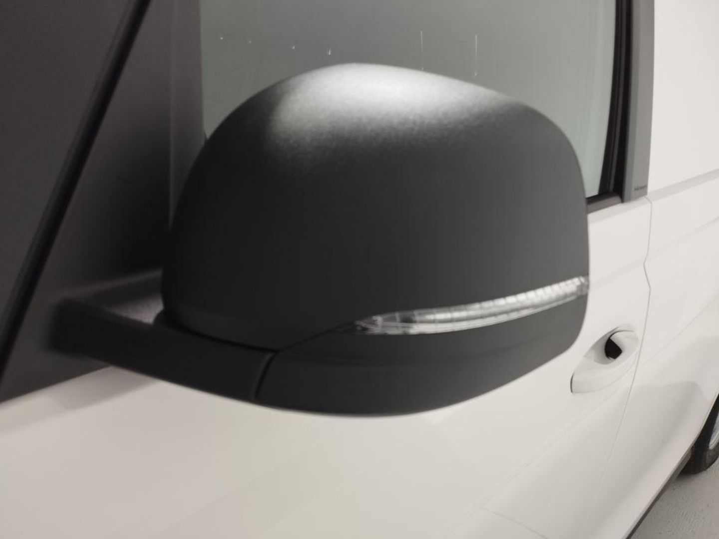 Volkswagen ID. BUZZ Cargo 210 kW (286 CV)