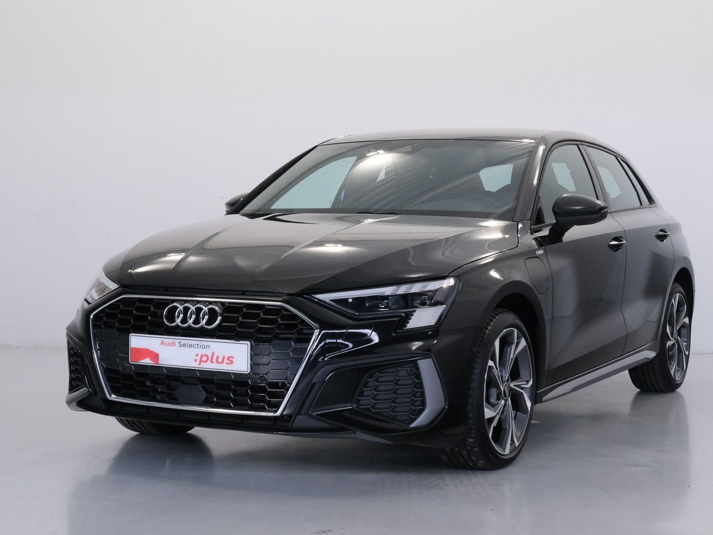 Audi A3 Sportback TFSIe Genuine edition 40 TFSI e 150 kW (204 CV) S tronic Negro Sedan
