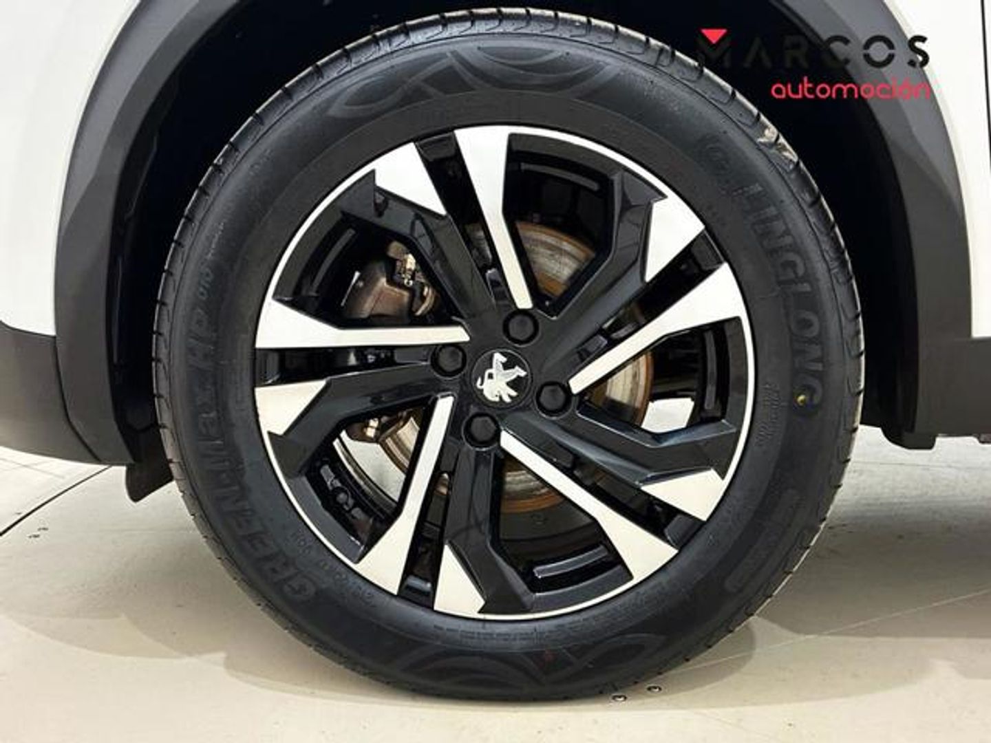 Peugeot 2008 BlueHDi 130 S&S Allure Pack EAT8 96 kW (130 CV)