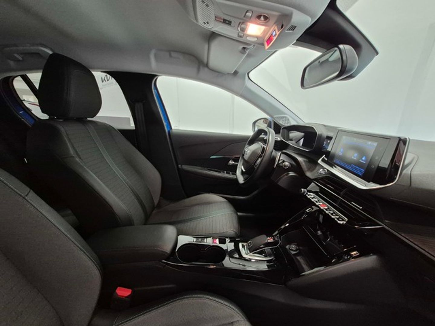 Peugeot 208 PureTech 130 Allure Pack EAT8 96 kW (130 CV)