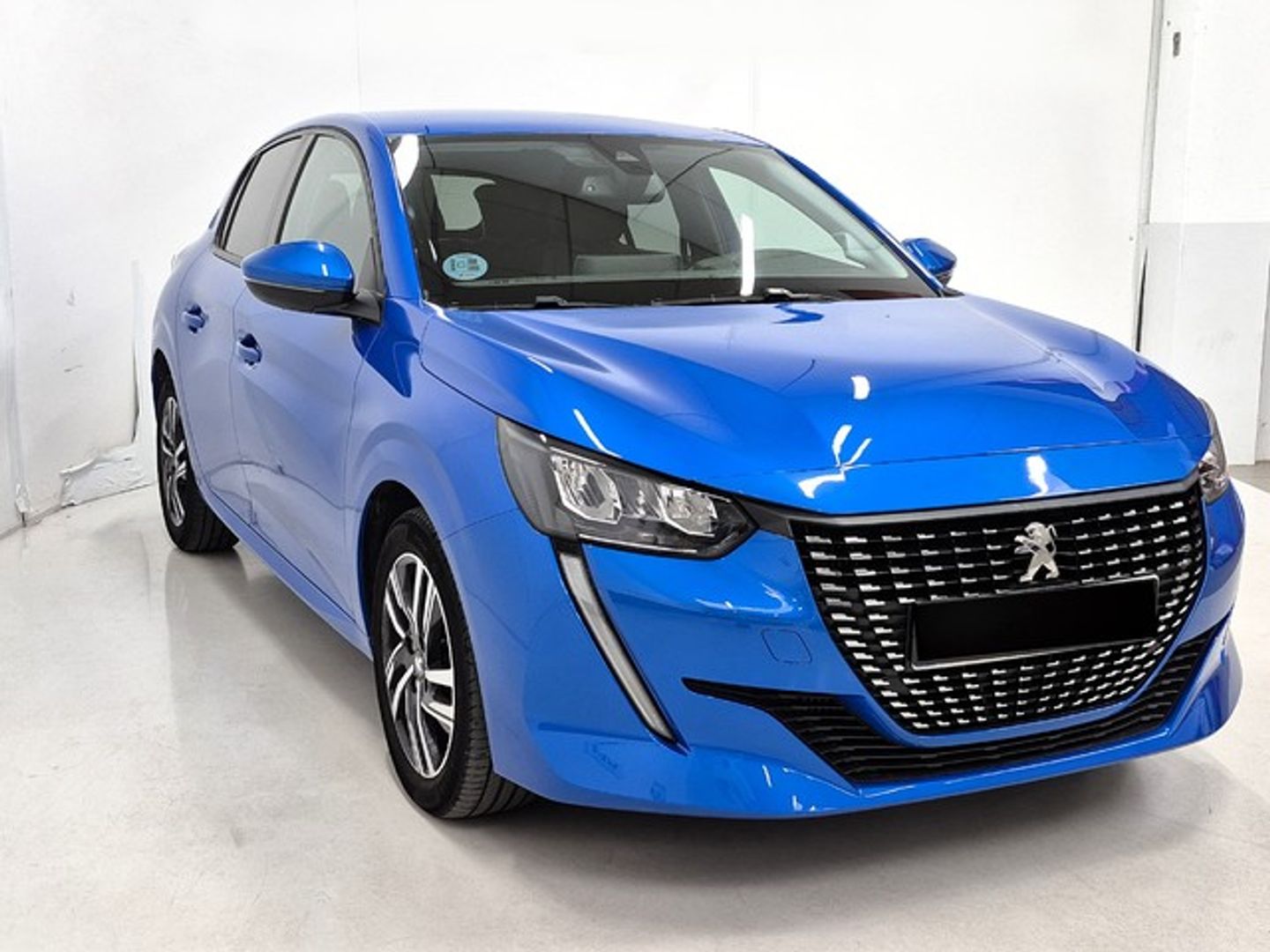 Peugeot 208 PureTech 130 Allure Pack EAT8 96 kW (130 CV)