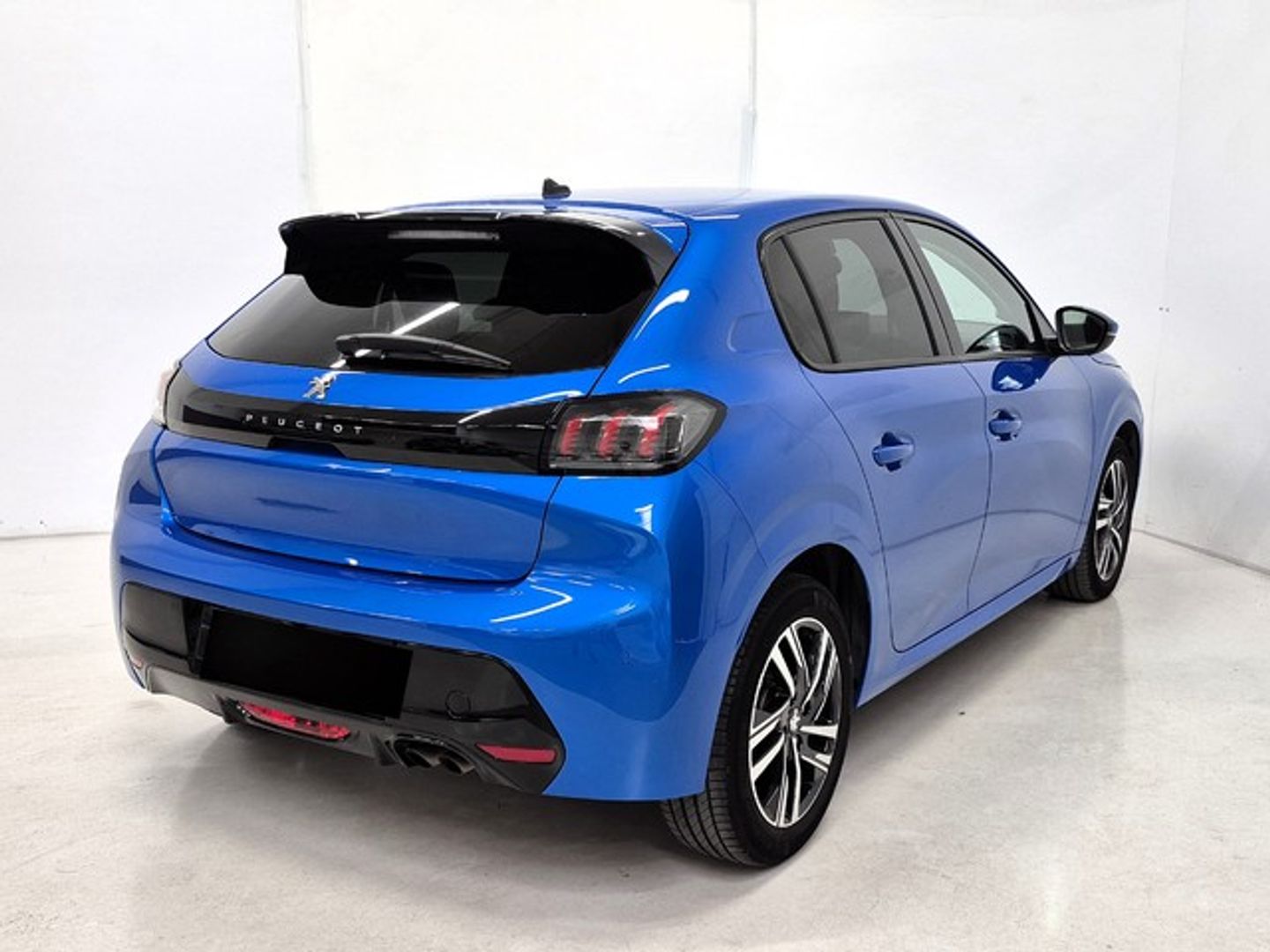 Peugeot 208 PureTech 130 Allure Pack EAT8 96 kW (130 CV)