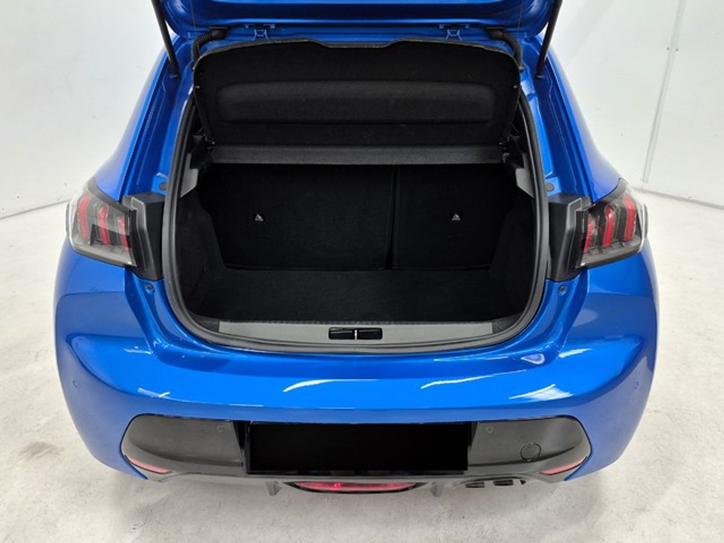 Peugeot 208 PureTech 130 Allure Pack EAT8 96 kW (130 CV)