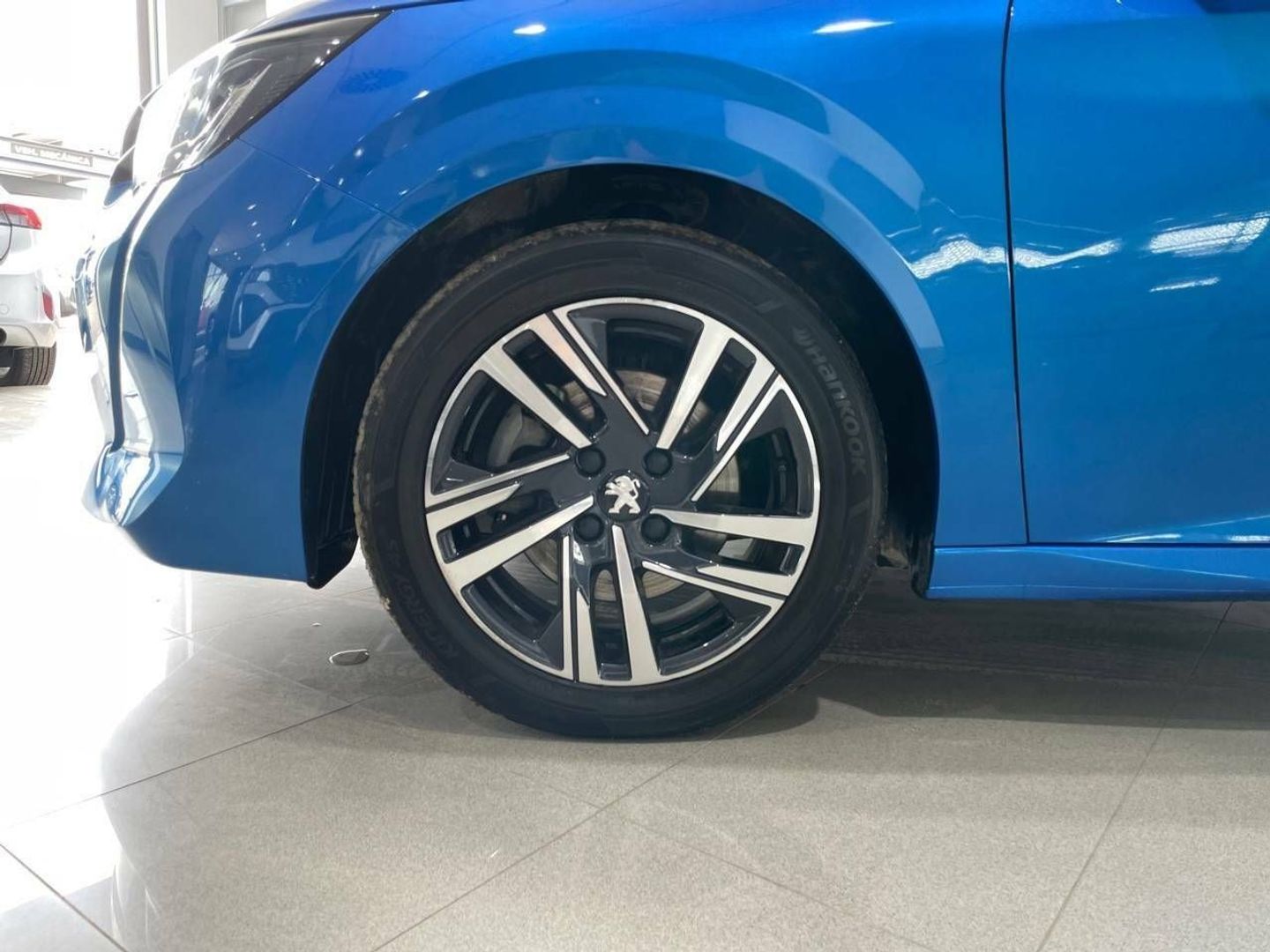 Peugeot 208 PureTech 100 Allure 75 kW (100 CV)