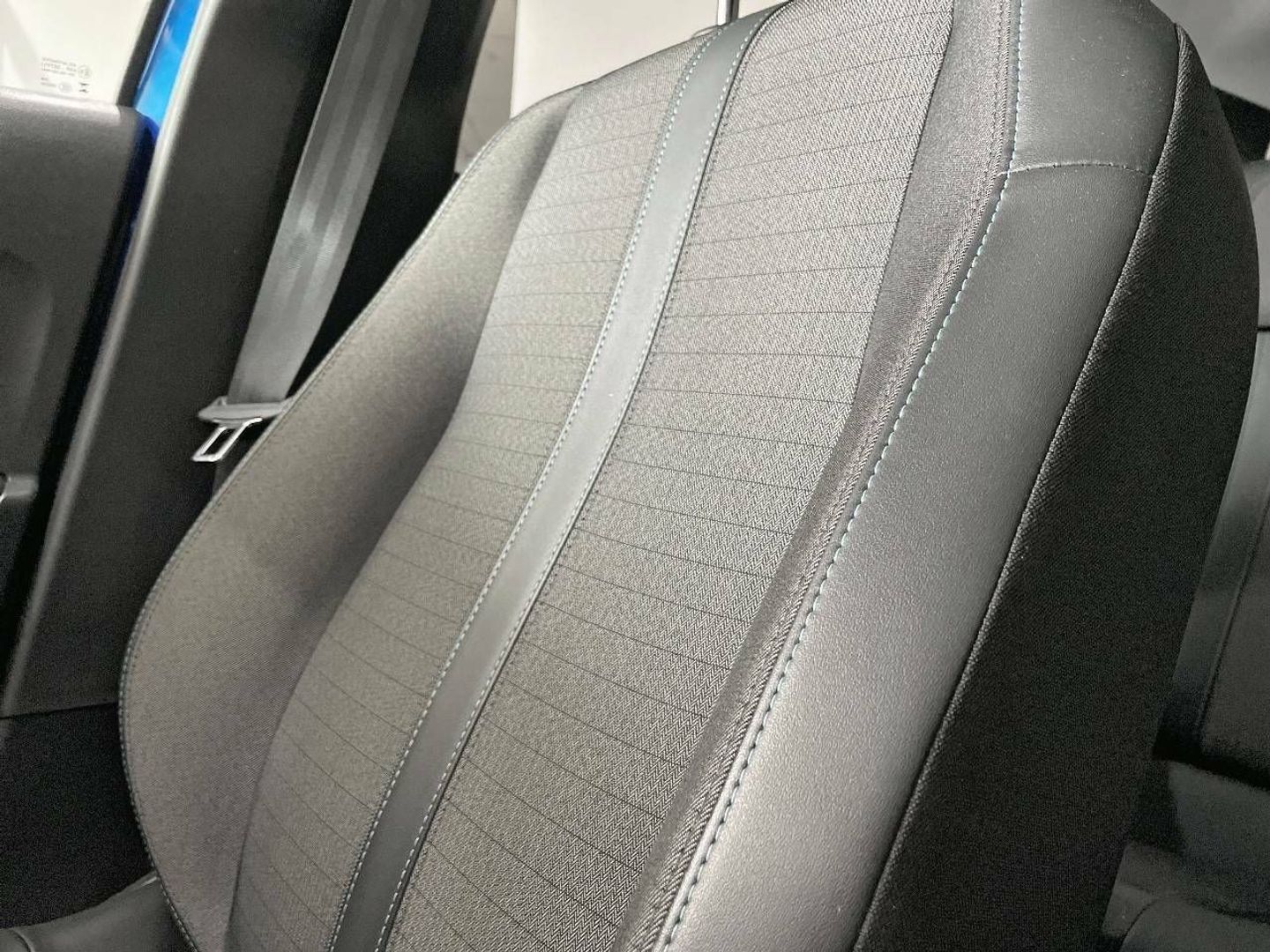 Peugeot 208 PureTech 100 Allure 75 kW (100 CV)