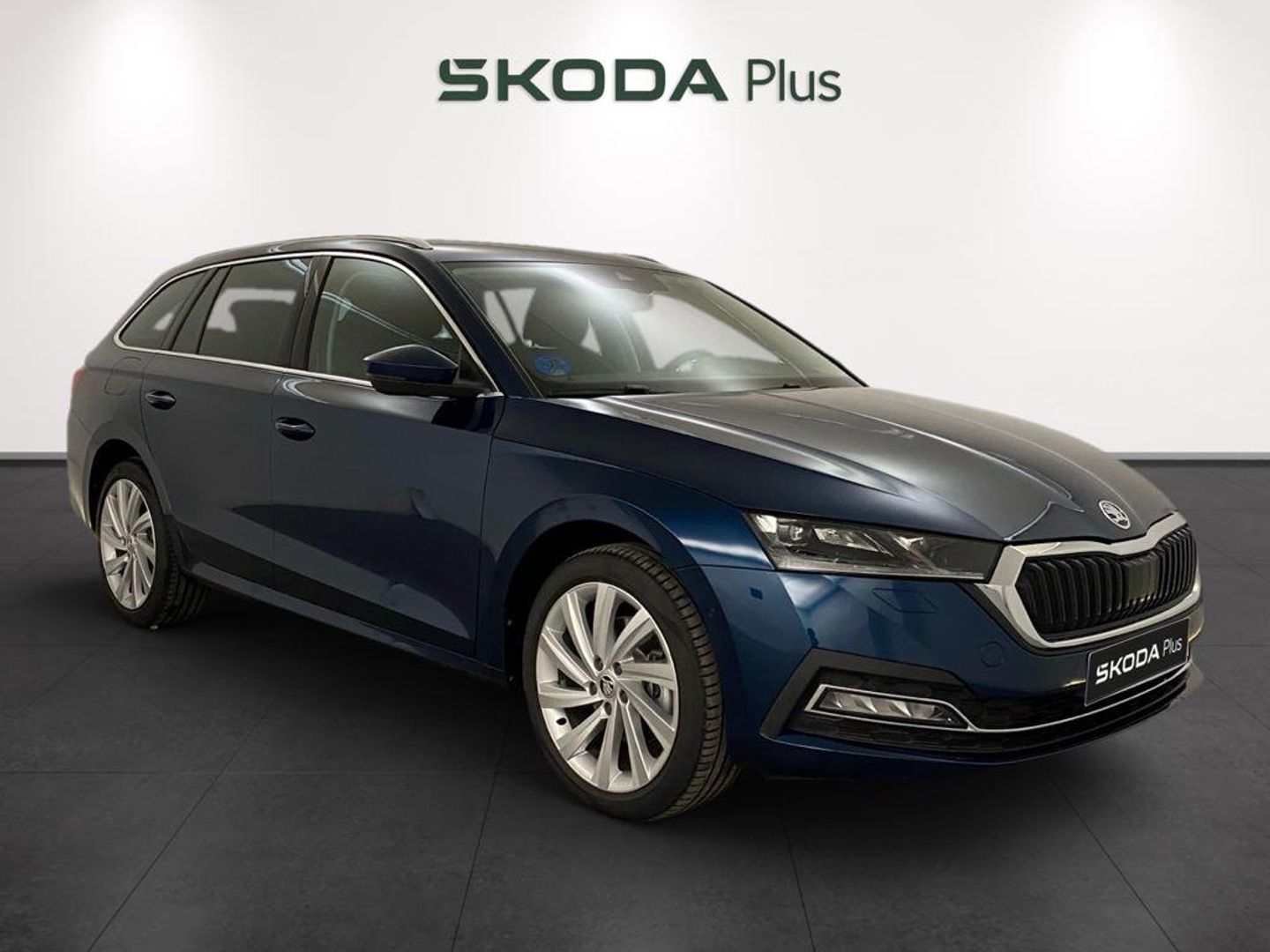 Skoda Octavia Combi 1.4 TSI PHEV Style DSG 150 kW (204 CV) Azul Familiar