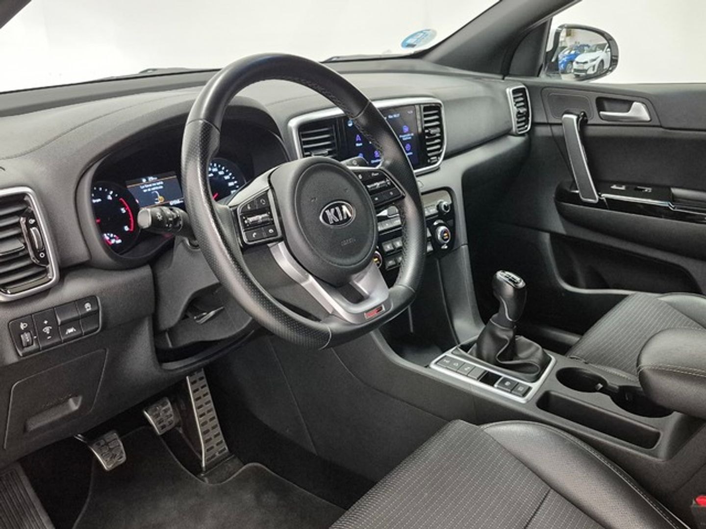 Kia Sportage 1.6 MHEV GT Line Essential 4x4 100 kW (136 CV)