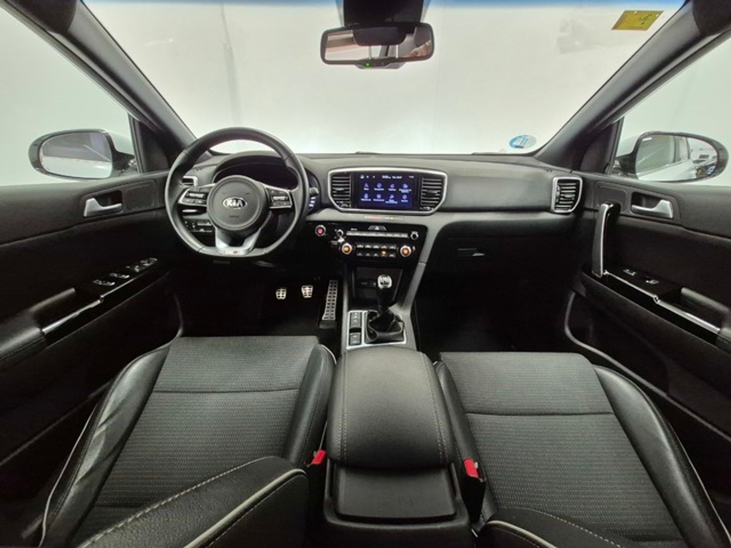 Kia Sportage 1.6 MHEV GT Line Essential 4x4 100 kW (136 CV)