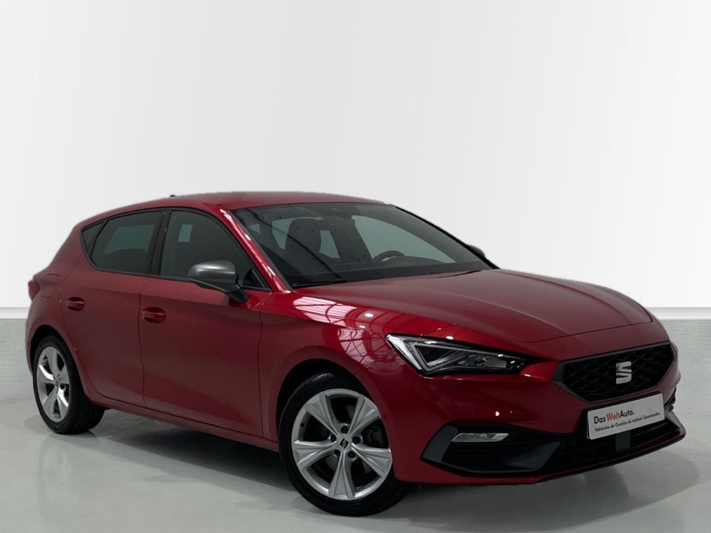 SEAT León 1.5 TSI S&S FR 110 kW (150 CV) Rojo Compact