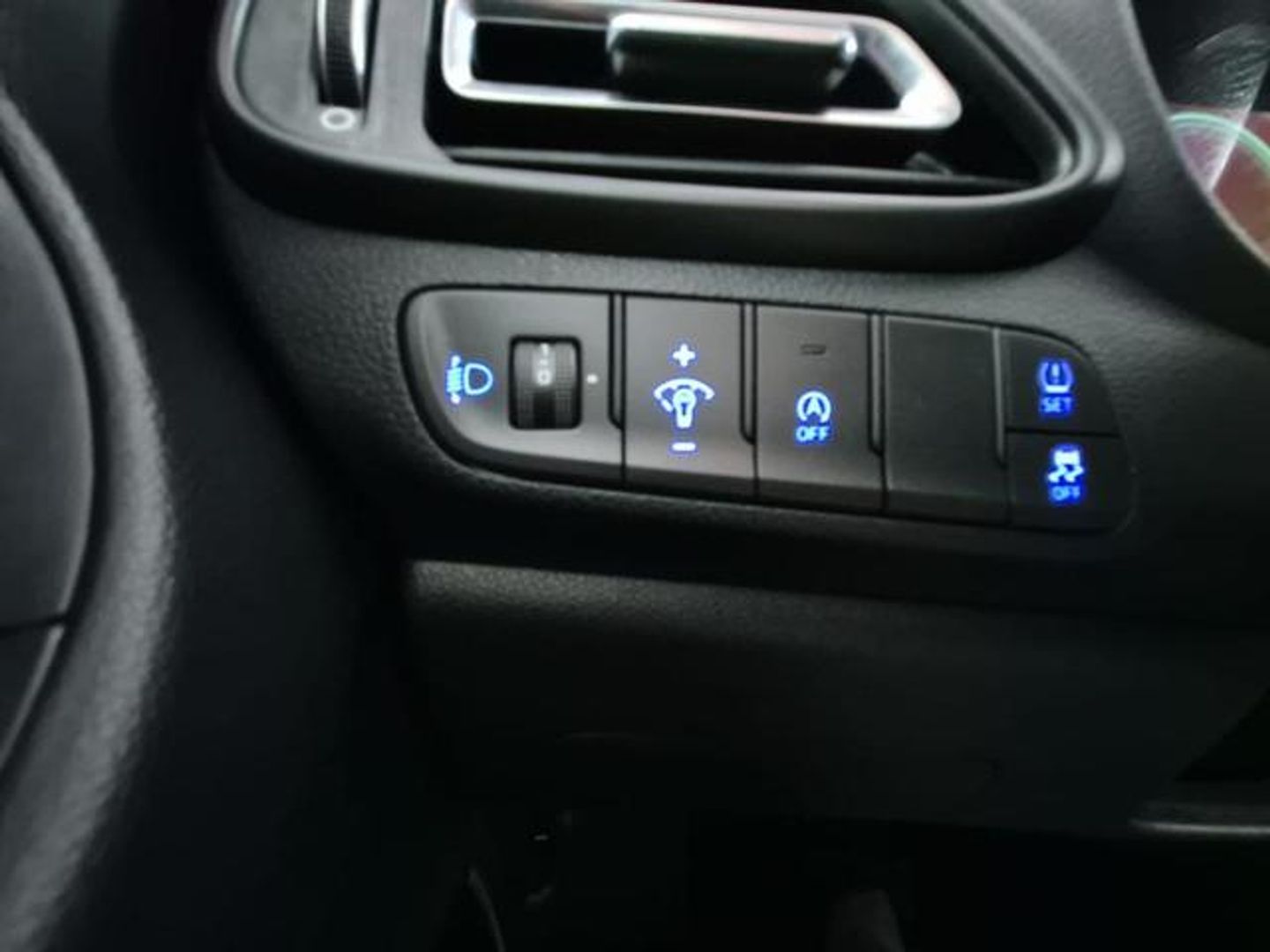 Hyundai i30 1.0 TGDI 48V Tecno 88 kW (120 CV)