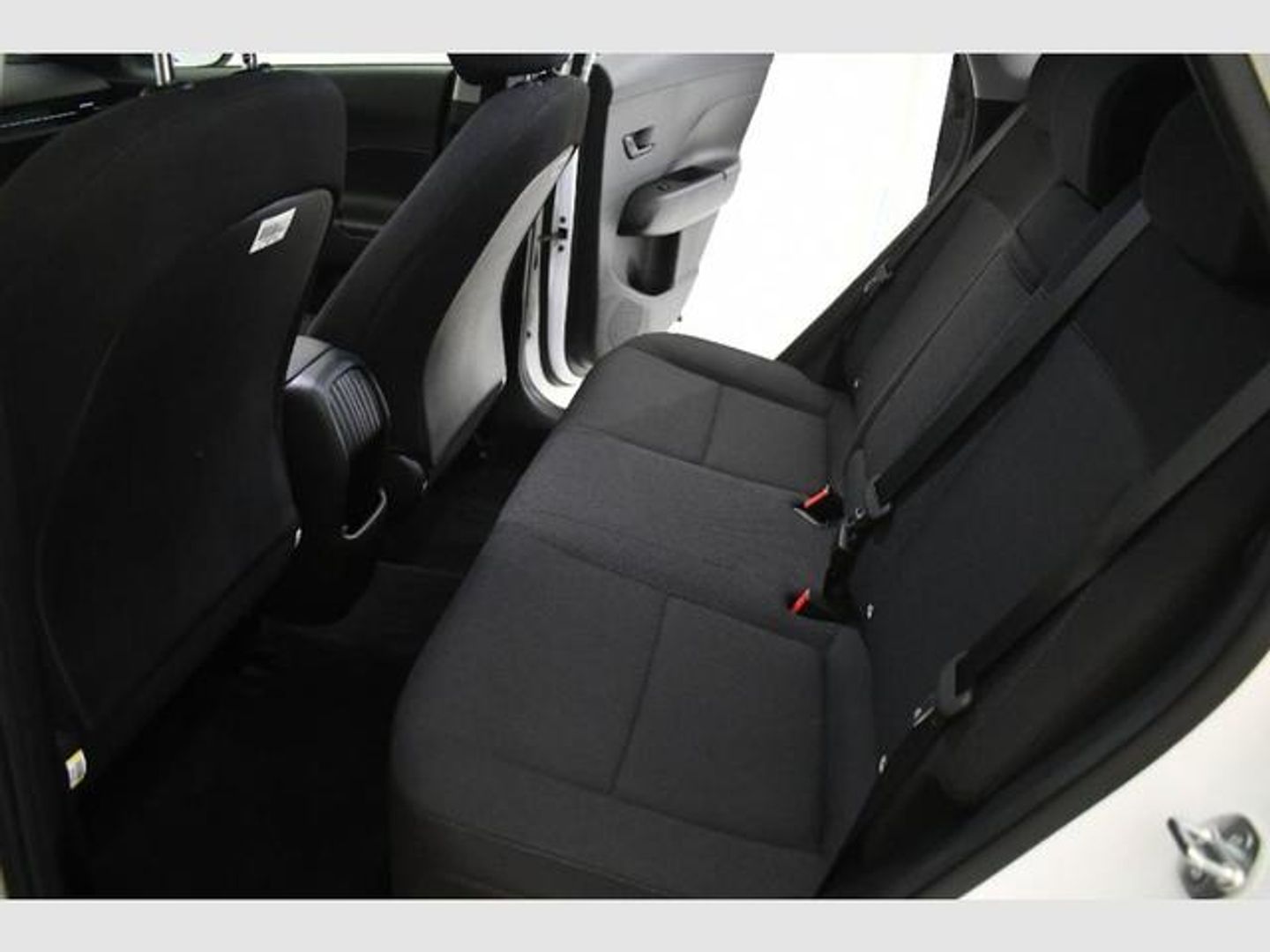 Hyundai Kona 1.6 GDI HEV Maxx DCT 104 kW (141 CV)