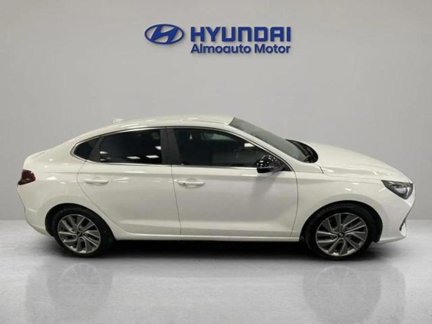 Hyundai i30 Fastback 1.4 TGDI Tecno 103 kW (140 CV)