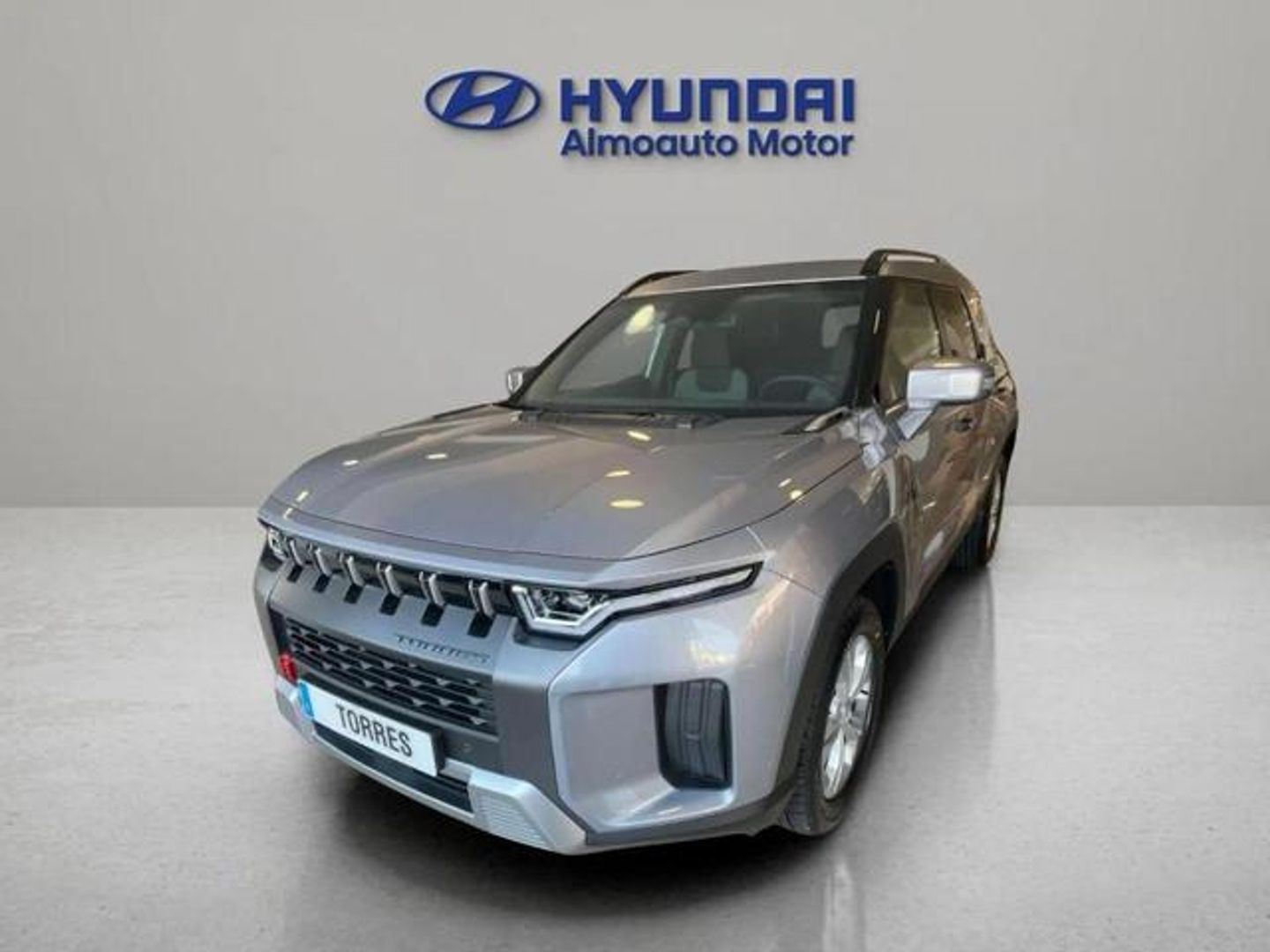 Ssangyong Torres G15 Trend 120 kW (163 CV) Gris All Terrain / Pick-up