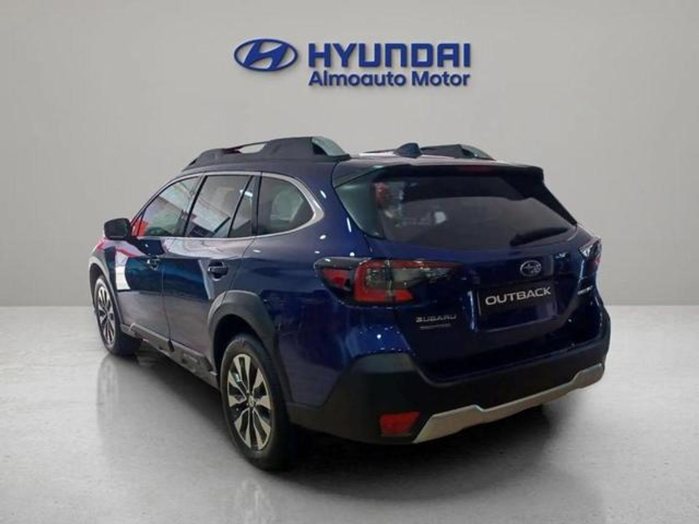 Subaru Outback 2.5 Touring AWD CVT Lineartronic 124 kW (169 CV)