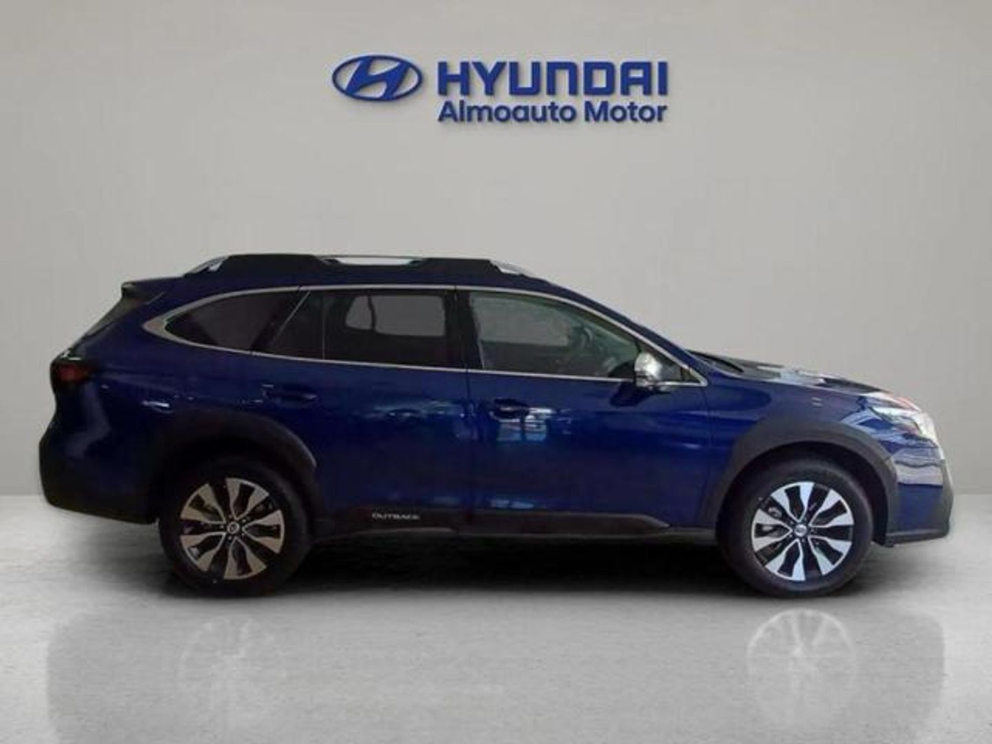 Subaru Outback 2.5 Touring AWD CVT Lineartronic 124 kW (169 CV)