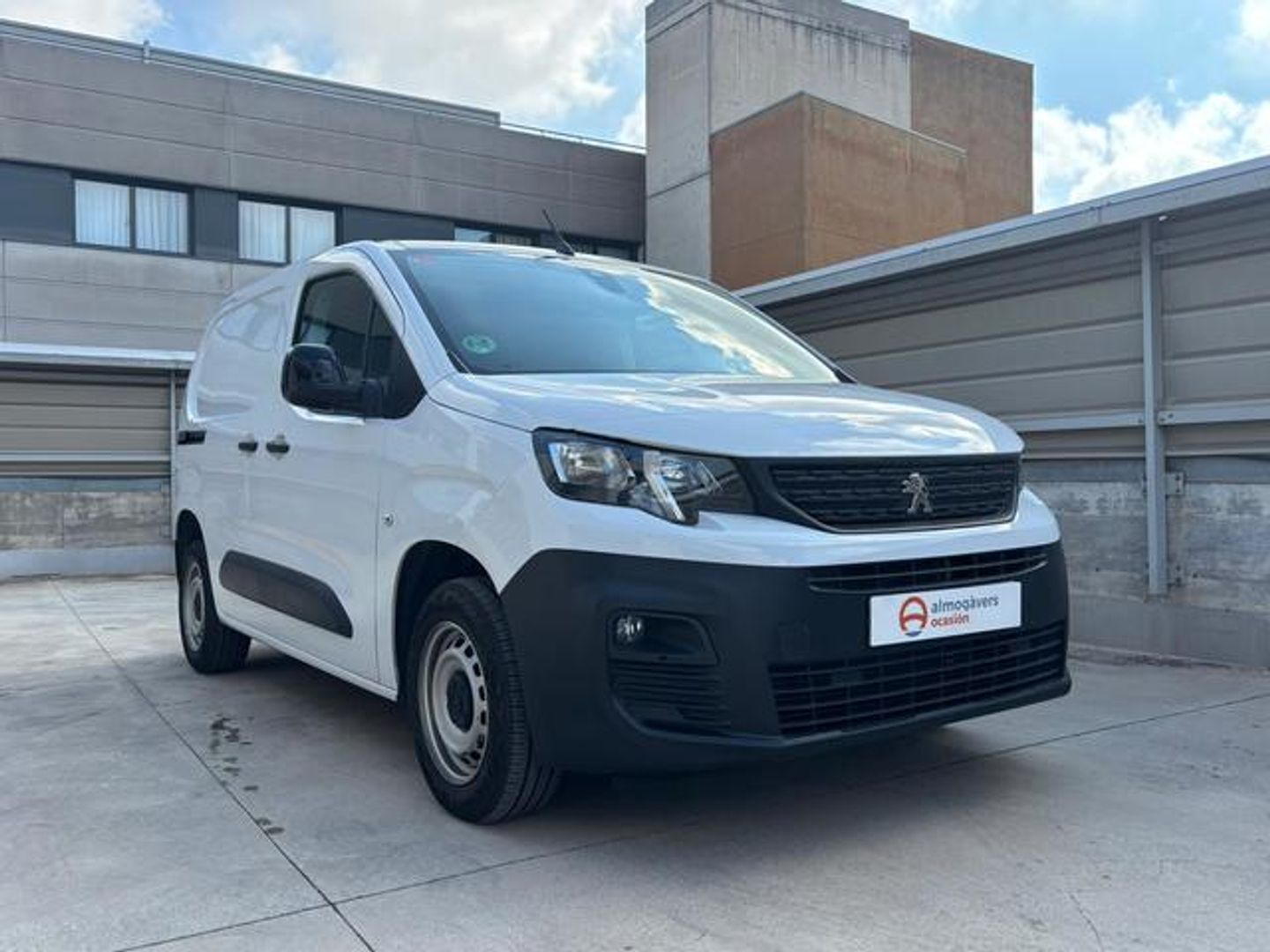 Peugeot Partner Furgon BlueHDi 100 Standard 600kg 75 kW (102 CV) Blanco Industrial