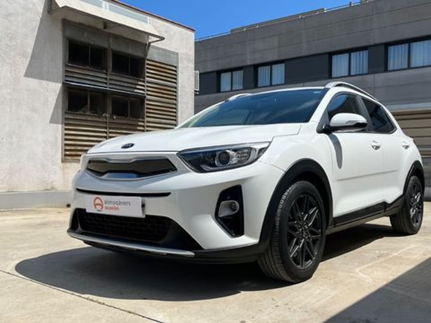 Kia Stonic 1.0 T-GDi Black Edition DCT 88 kW (120 CV)