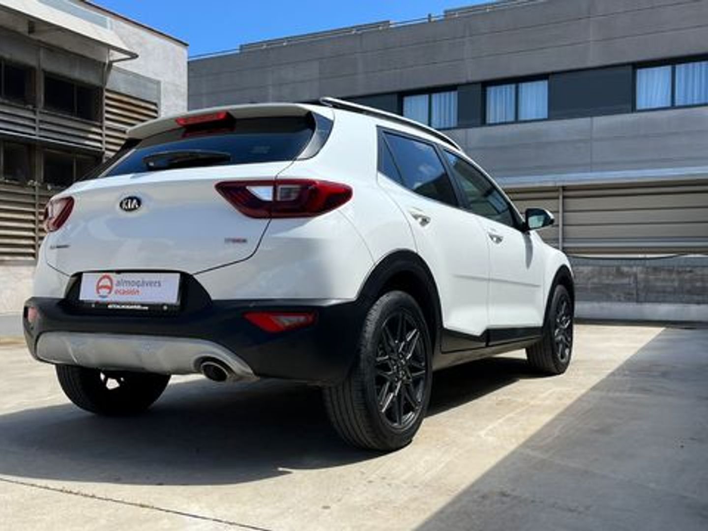 Kia Stonic 1.0 T-GDi Black Edition DCT 88 kW (120 CV)