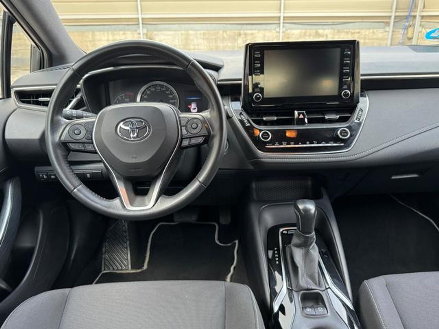 Toyota Corolla 1.8 125 Híbrido Touring Business Plus E-CVT 90 kW (122 CV)