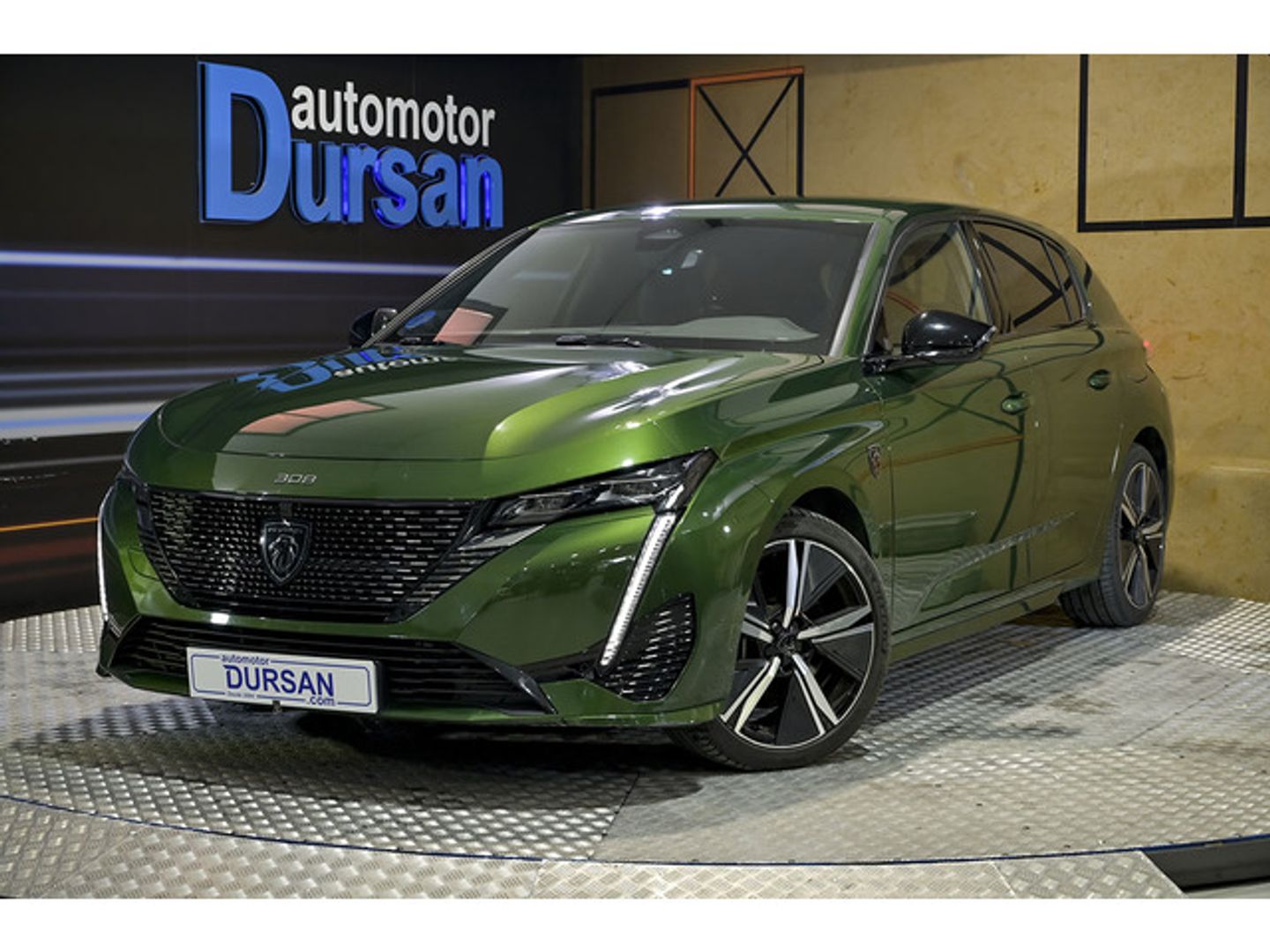 Peugeot 308 Hybrid 225 GT eEAT8 165 kW (225 CV) Verde Sedan