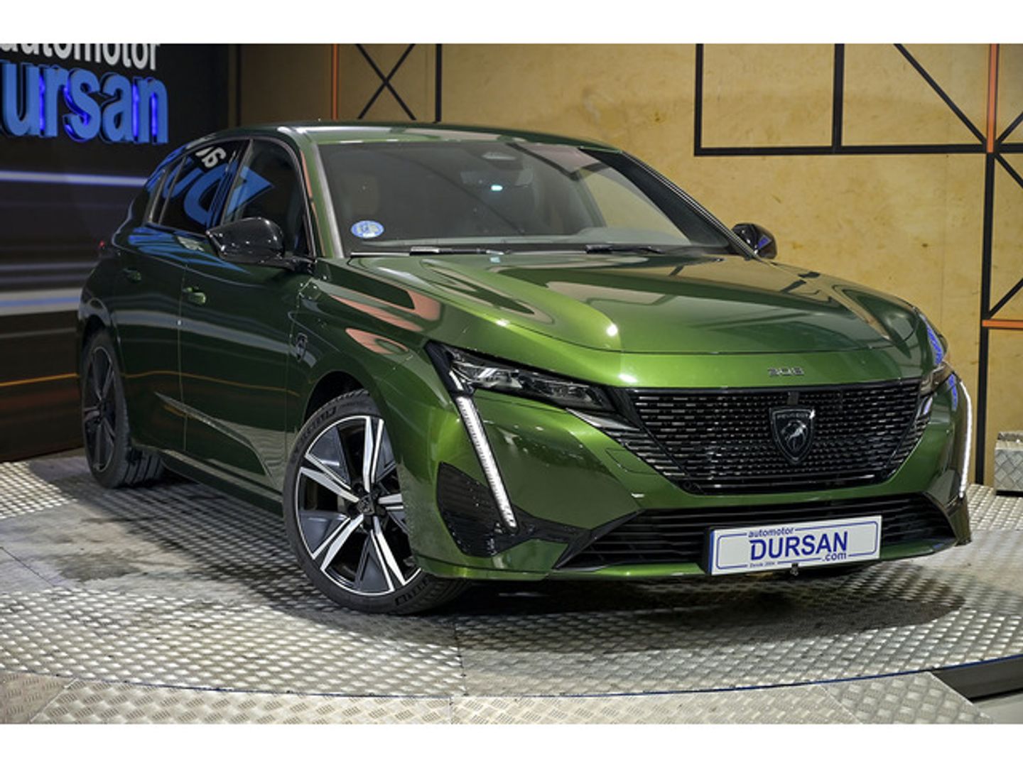 Peugeot 308 Hybrid 225 GT eEAT8 165 kW (225 CV)
