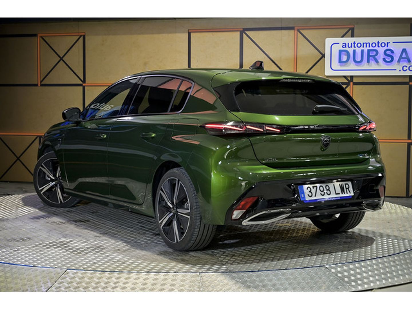 Peugeot 308 Hybrid 225 GT eEAT8 165 kW (225 CV)