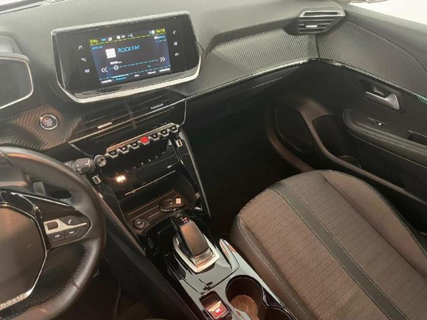 Peugeot e-208 Eléctrico Allure Pack 100 kW (136 CV)