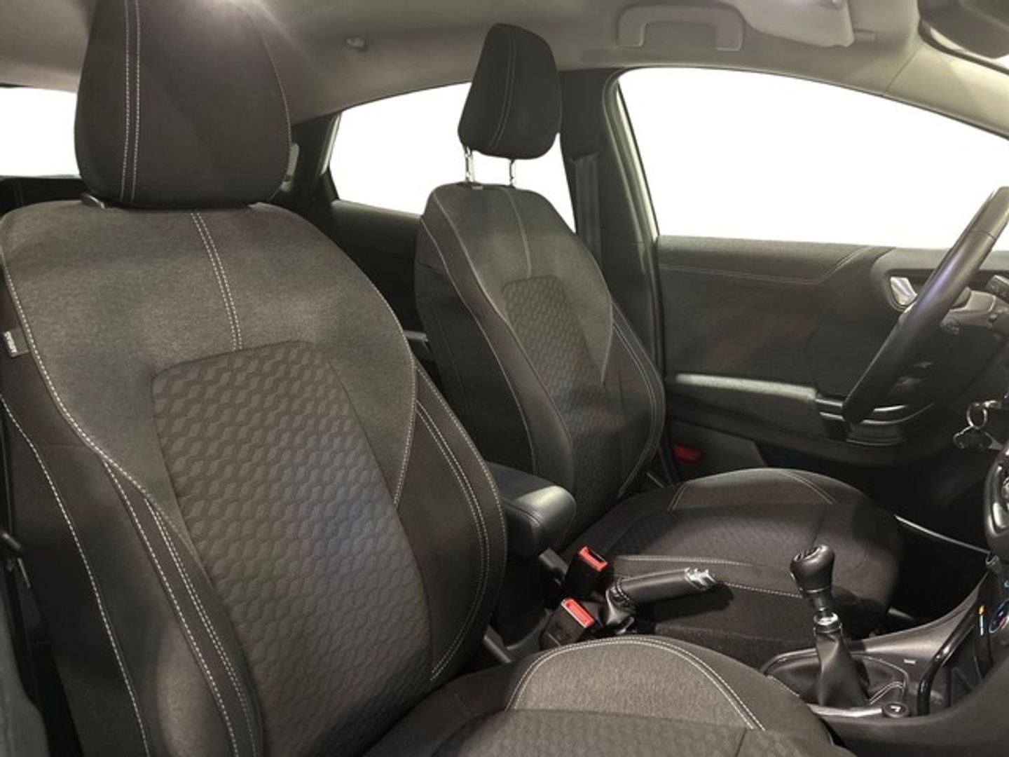 Ford Puma 1.0 EcoBoost MHEV Titanium Design 92 kW (125 CV)