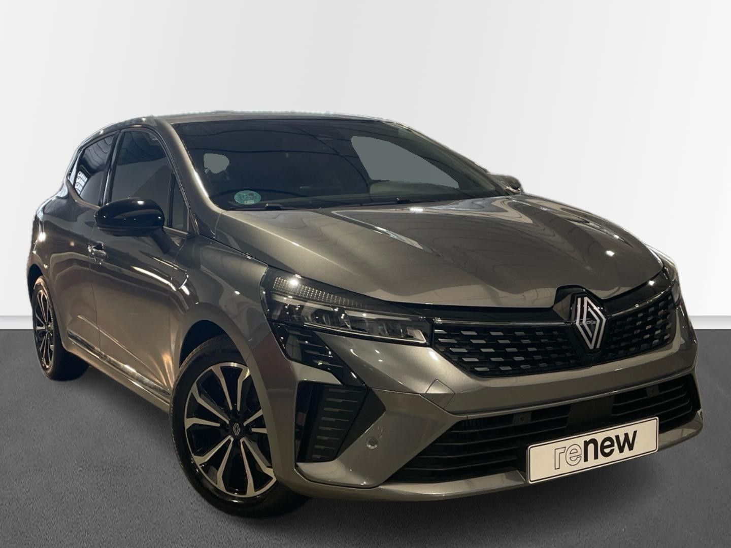 Renault Clio Techno TCe 66 kW (90 CV) Gris Sedan