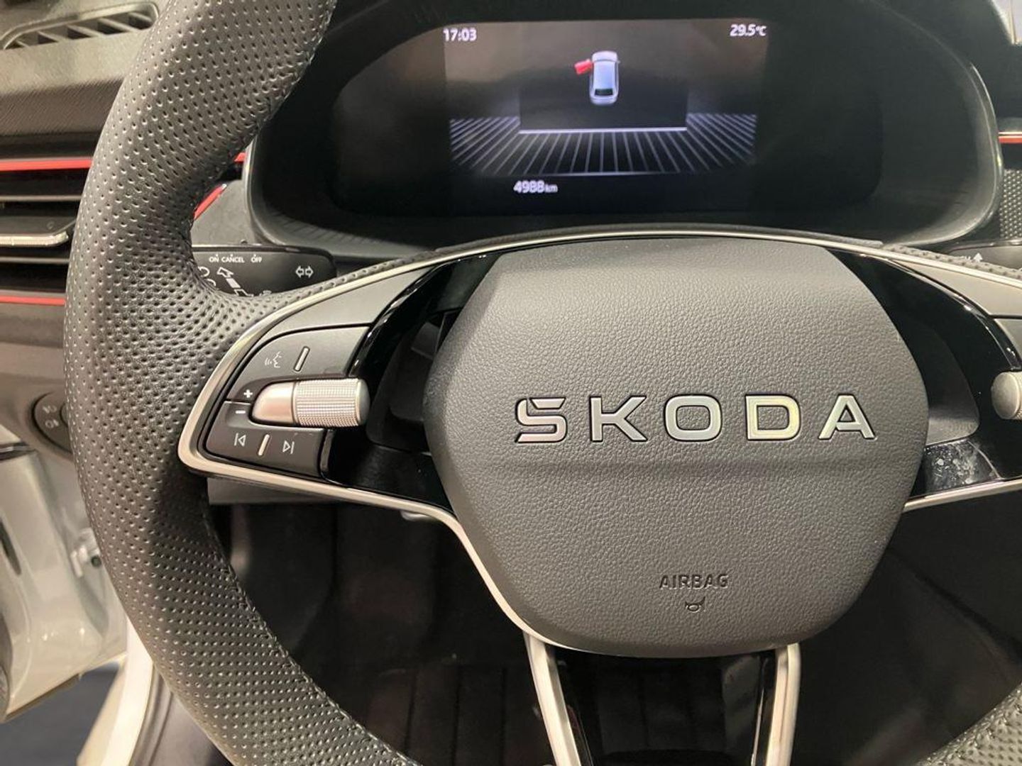 Skoda Scala 1.5 TSI Design 110 kW (150 CV)
