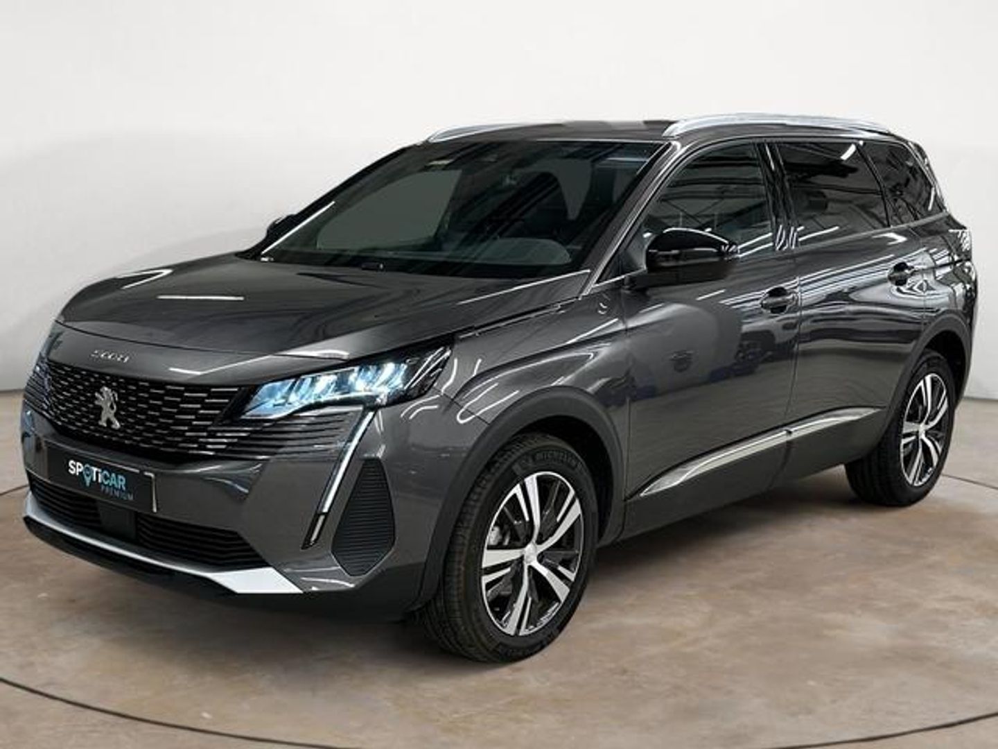 Peugeot 5008 Hybrid 1.2 Allure Pack eDCS6 100 kW (136 CV)