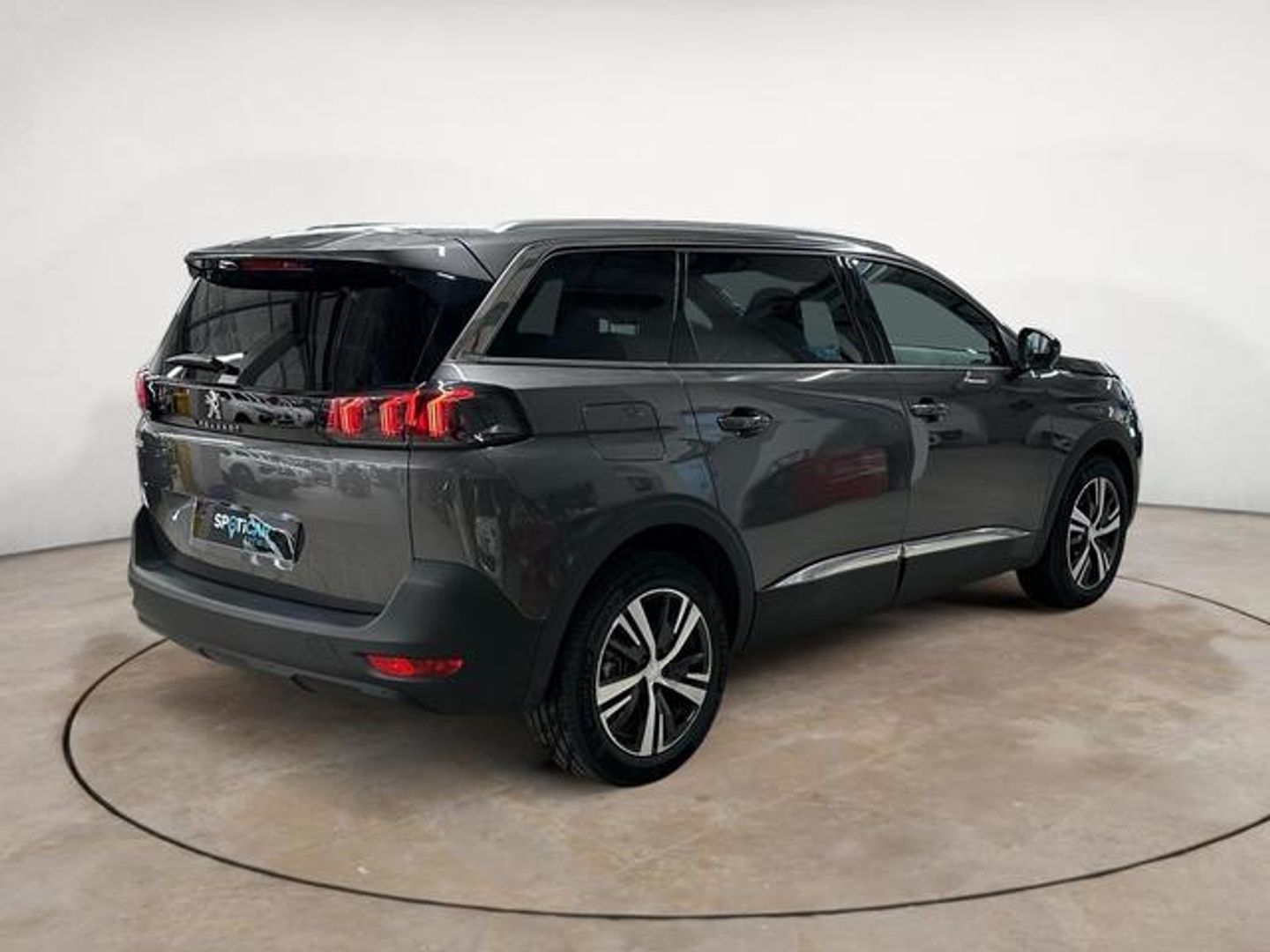 Peugeot 5008 Hybrid 1.2 Allure Pack eDCS6 100 kW (136 CV)