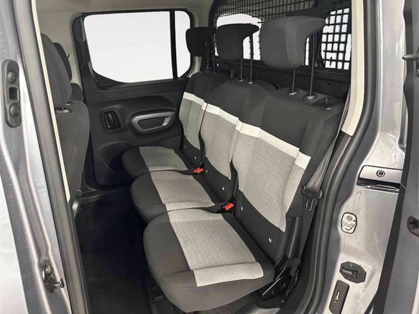 Citroen Berlingo BlueHDi 100 S&S Talla M Feel Business 75 kW (102 CV)