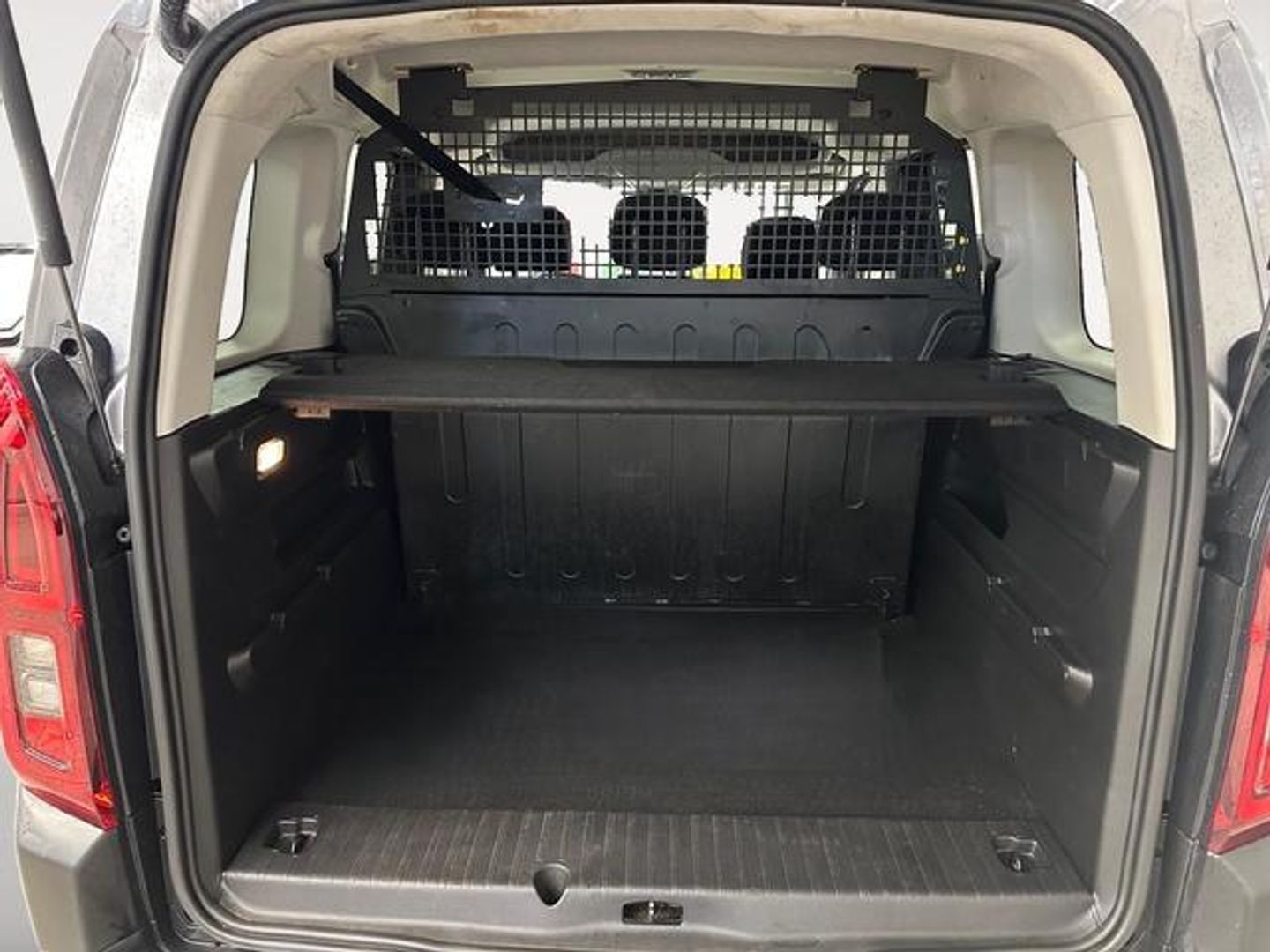 Citroen Berlingo BlueHDi 100 S&S Talla M Feel Business 75 kW (102 CV)