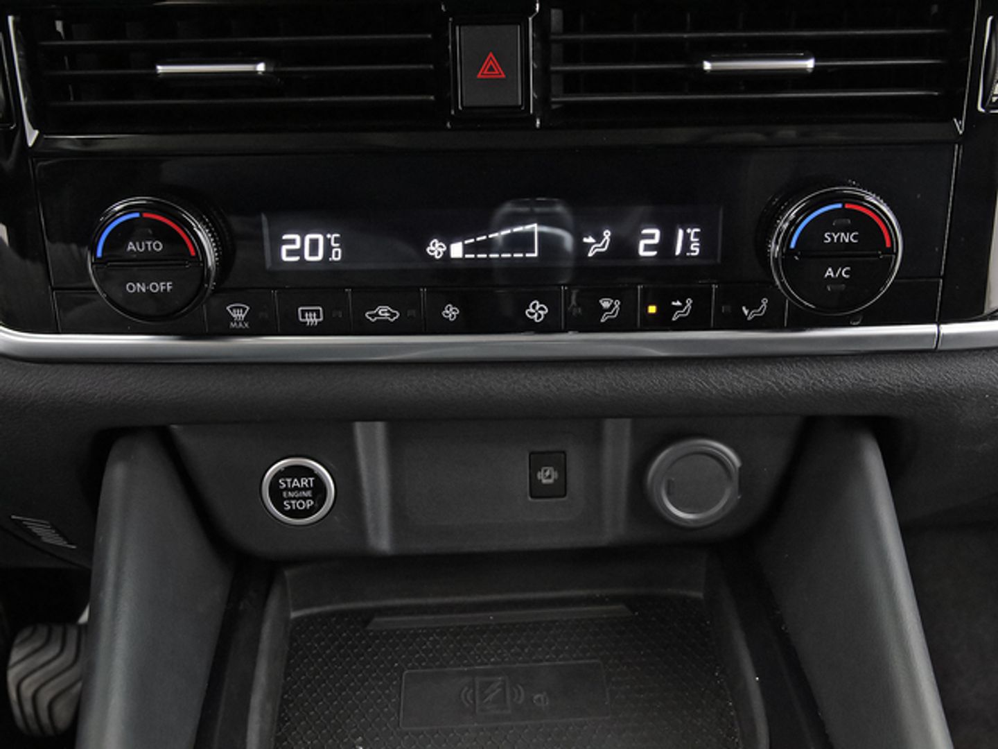 Nissan Qashqai DIG-T 140 mHEV N-Connecta 4x2 103 kW (140 CV)