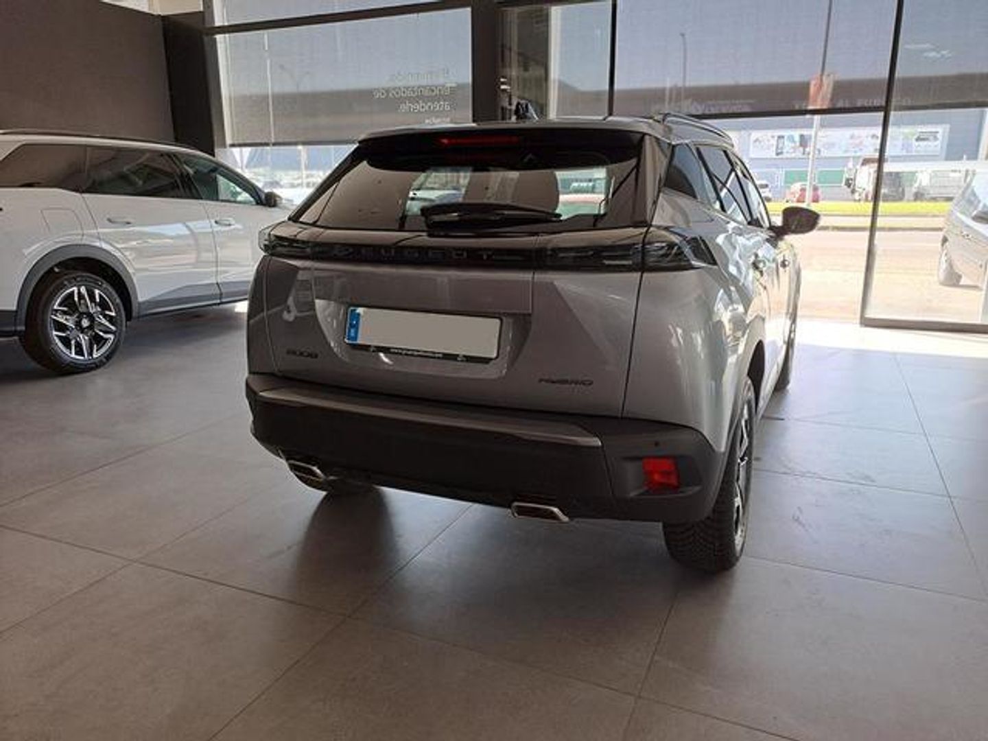 Peugeot 2008 Allure Hybrid eDCS6 107 kW (145 CV)