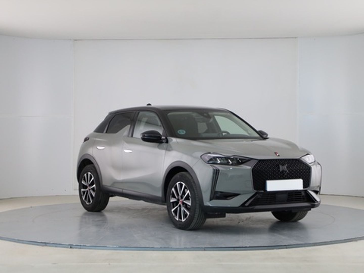 DS DS3 Crossback BlueHDi 130 Performance Line Auto 96 kW (131 CV)