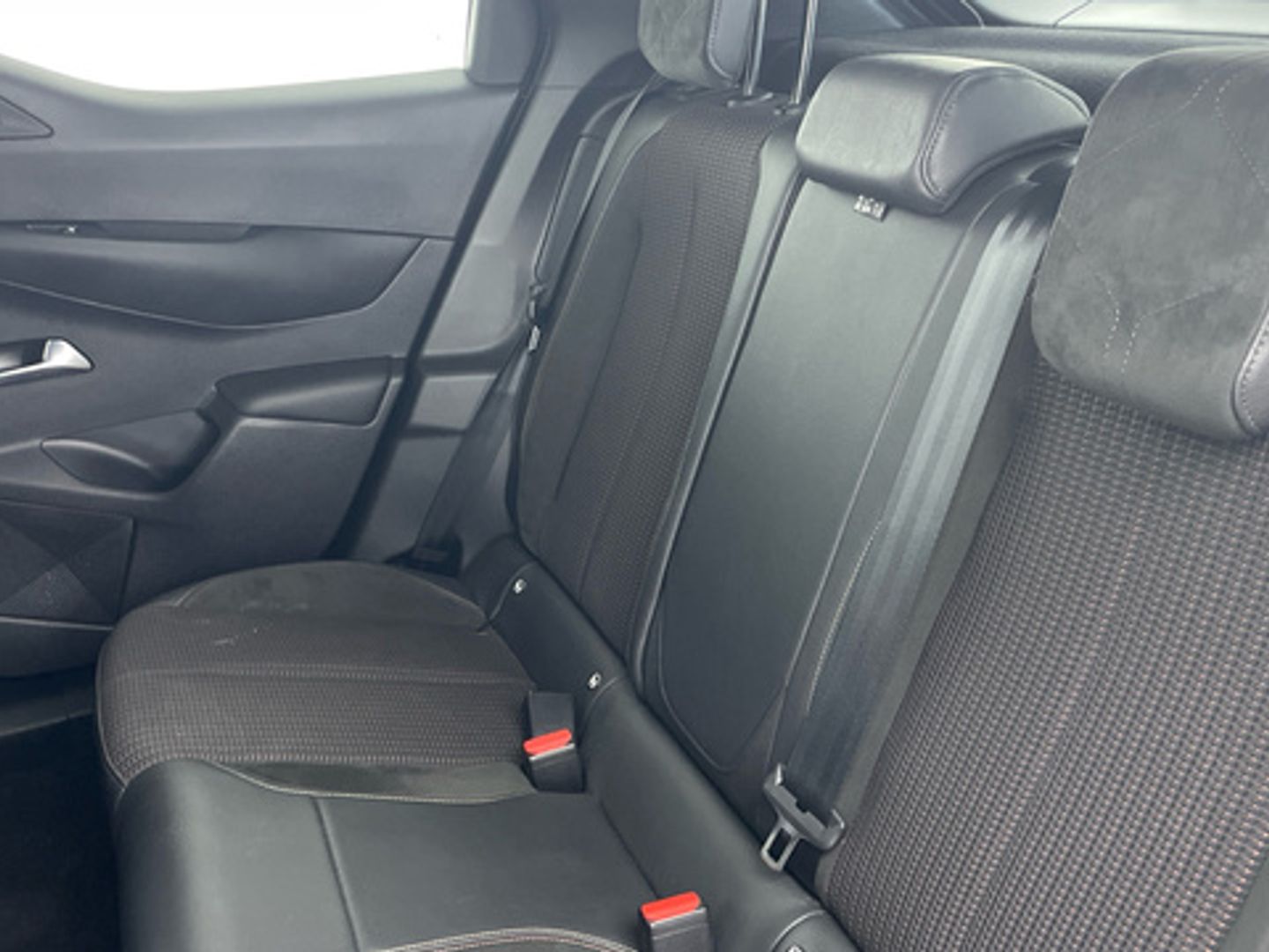 DS DS3 Crossback BlueHDi 130 Performance Line Auto 96 kW (131 CV)