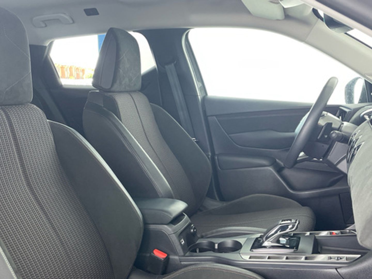 DS DS3 Crossback BlueHDi 130 Performance Line Auto 96 kW (131 CV)