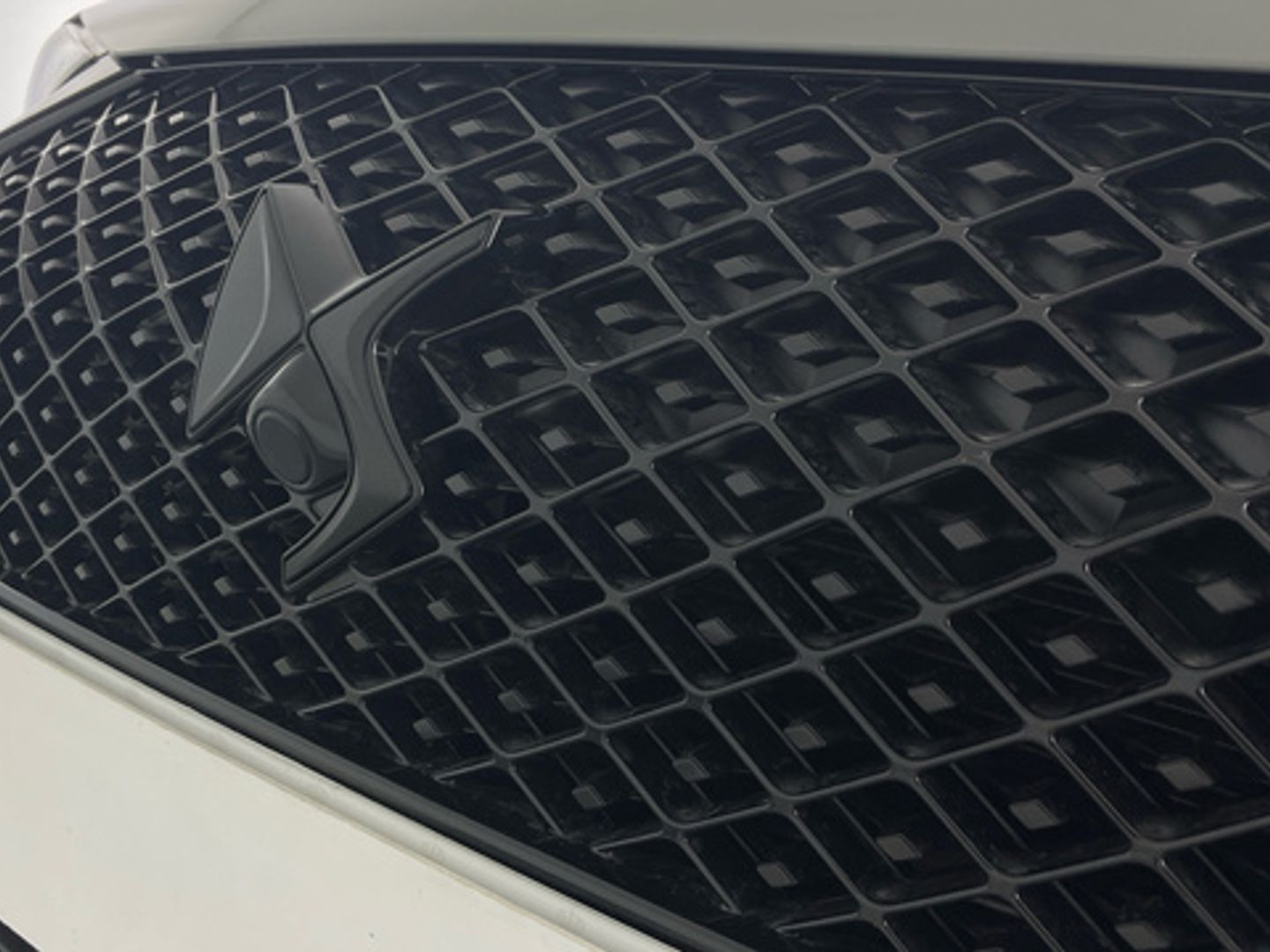 DS DS3 Crossback BlueHDi 130 Performance Line Auto 96 kW (131 CV)