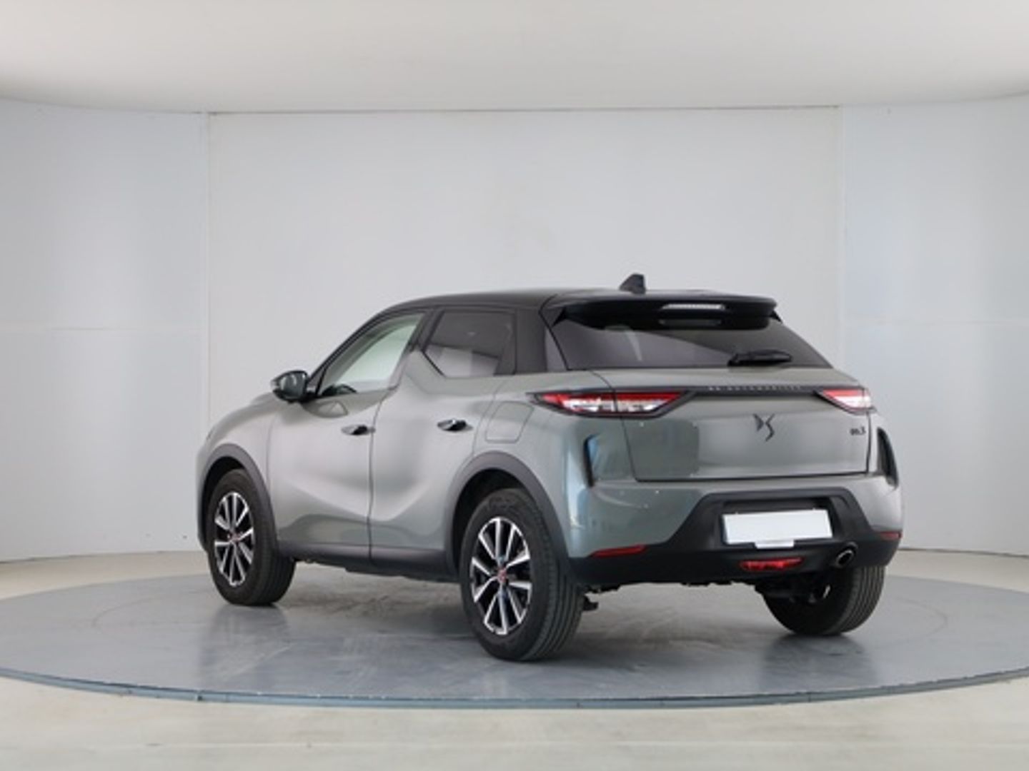 DS DS3 Crossback BlueHDi 130 Performance Line Auto 96 kW (131 CV)