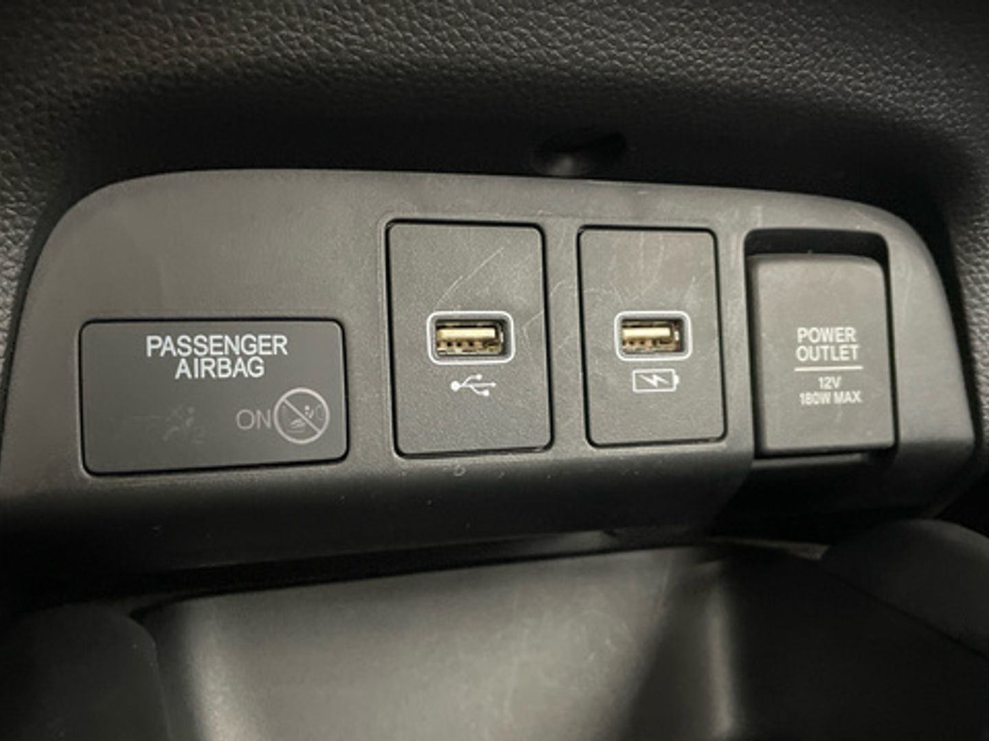 Honda Jazz 1.5 i-MMD Elegance 80 kW (109 CV)