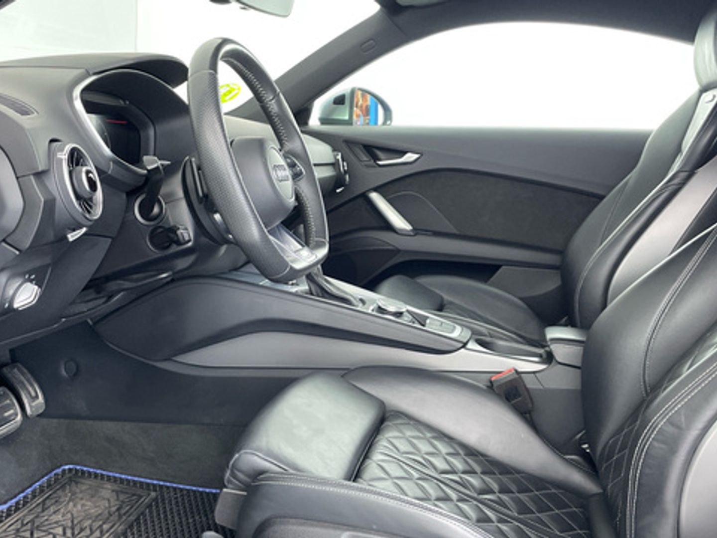 Audi TT S Coupe TFSI quattro 235 kW (320 CV) S tronic