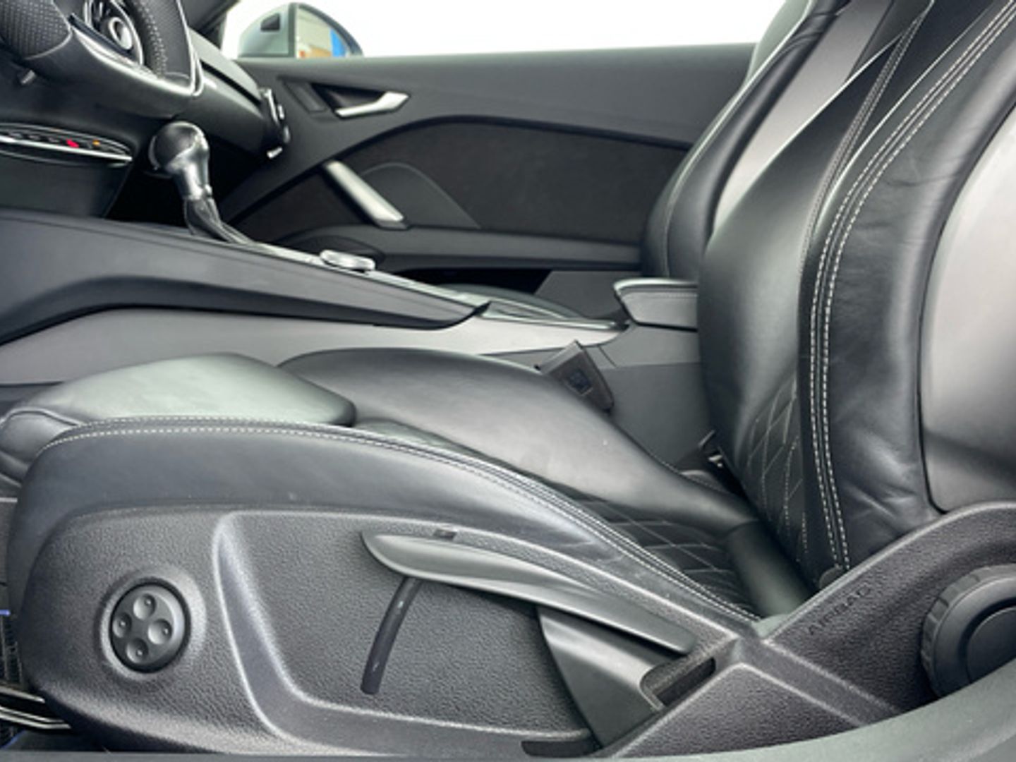Audi TT S Coupe TFSI quattro 235 kW (320 CV) S tronic