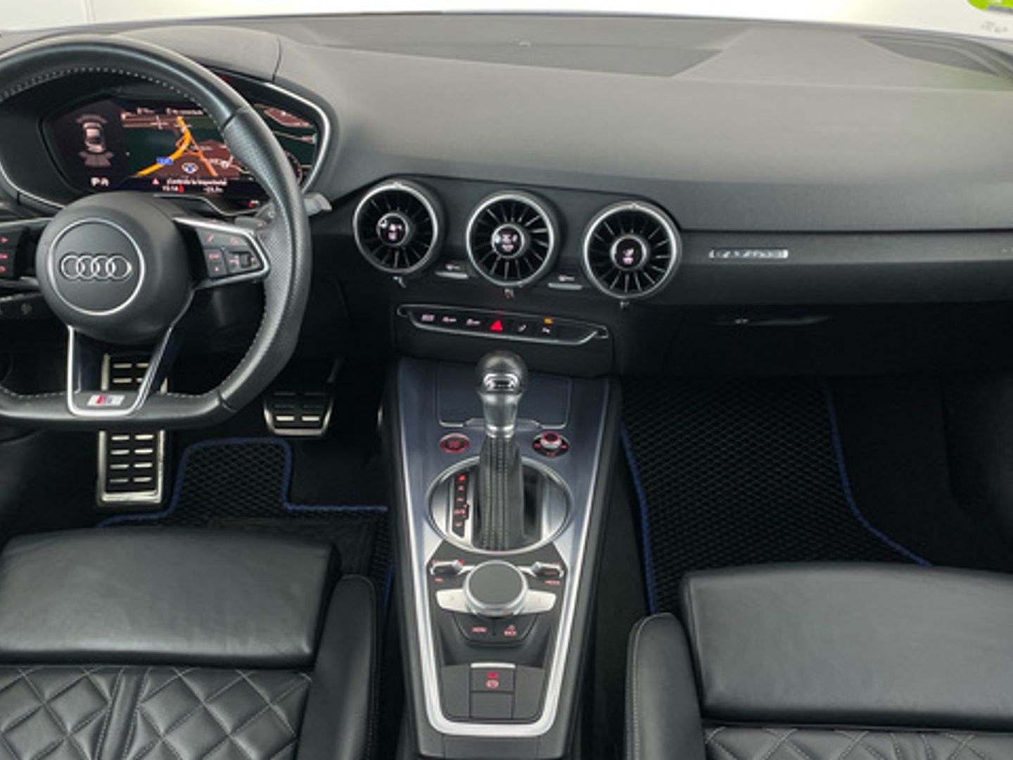 Audi TT S Coupe TFSI quattro 235 kW (320 CV) S tronic