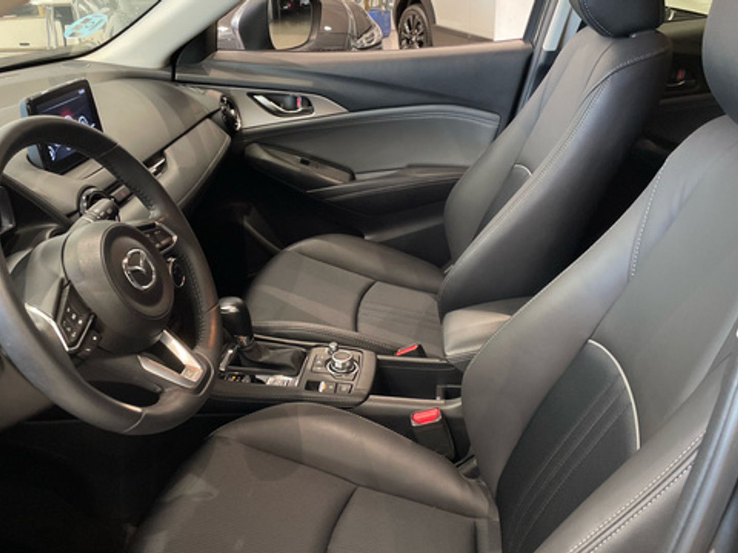 Mazda CX-3 2.0 G Zenith 2WD AT 89 kW (121 CV)