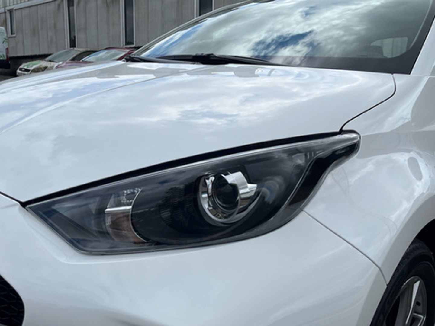 Mazda Mazda 2 1.5 Hybrid Pure Plus CVT 85 kW (116 CV)