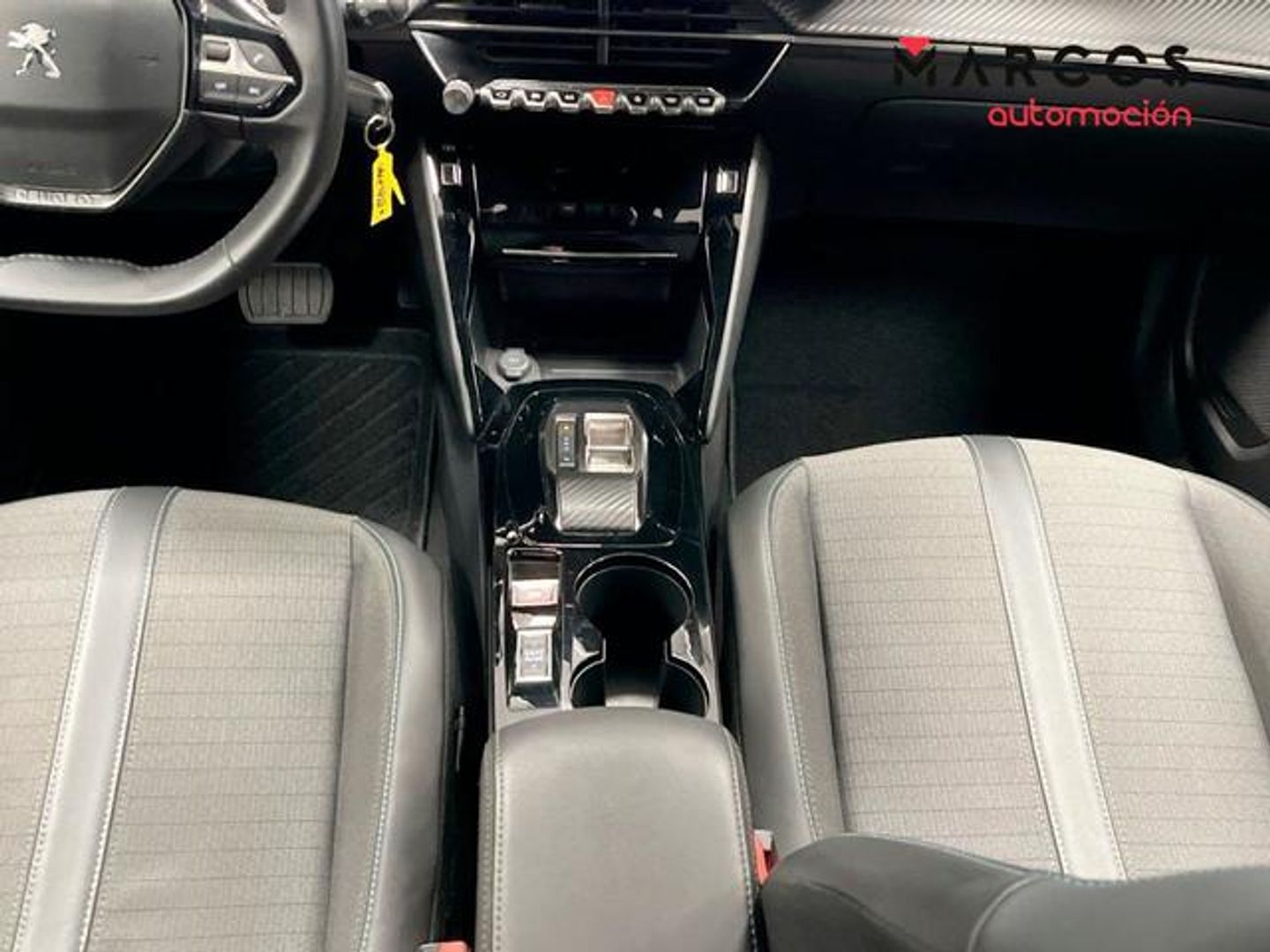Peugeot 2008 PureTech 130 S&S Allure Pack EAT8 96 kW (130 CV)