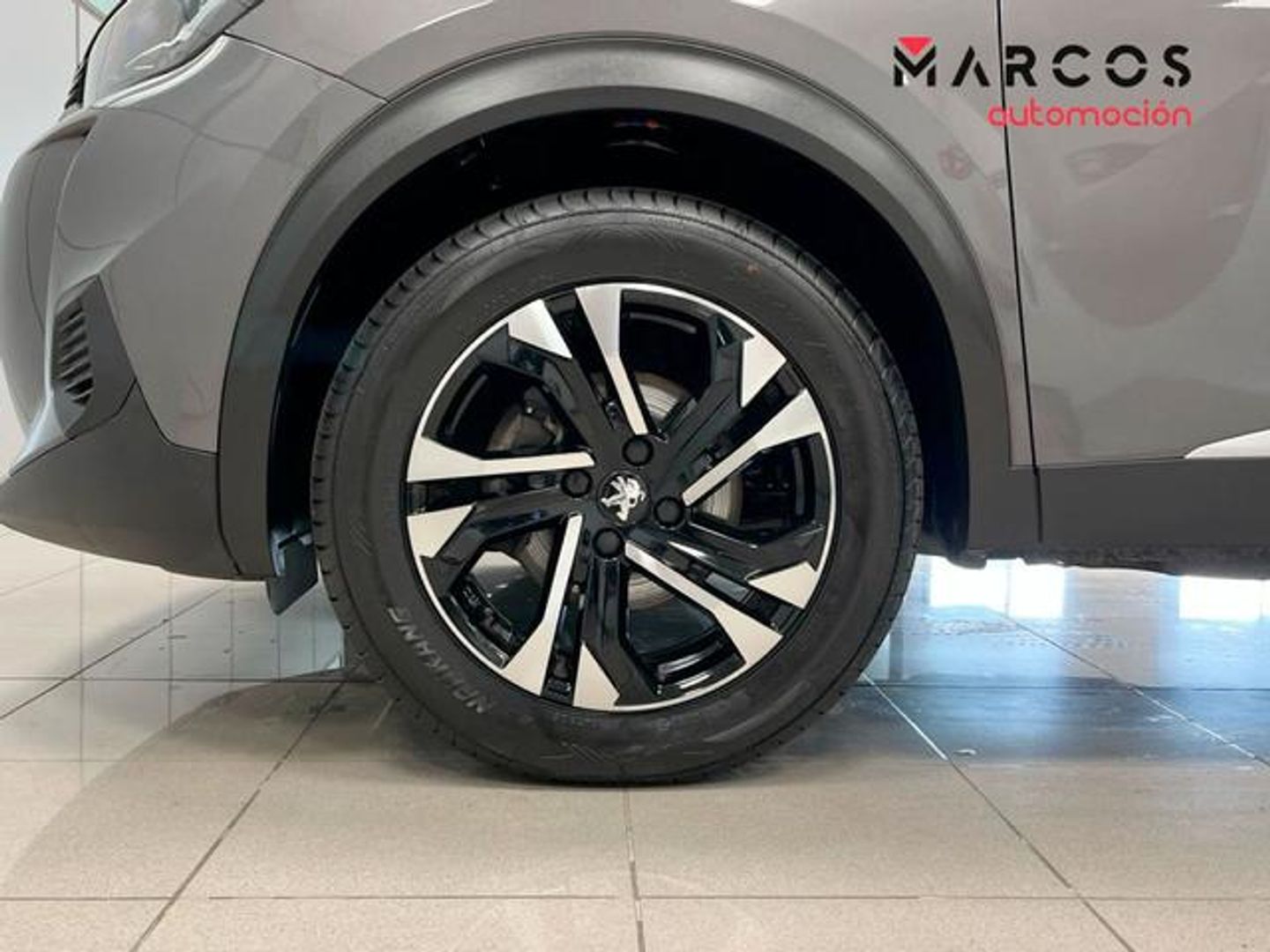 Peugeot 2008 PureTech 130 S&S Allure Pack EAT8 96 kW (130 CV)