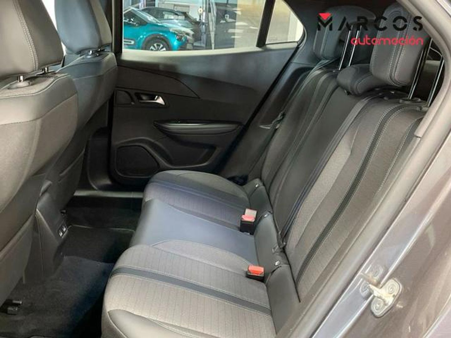 Peugeot 2008 PureTech 130 S&S Allure Pack EAT8 96 kW (130 CV)